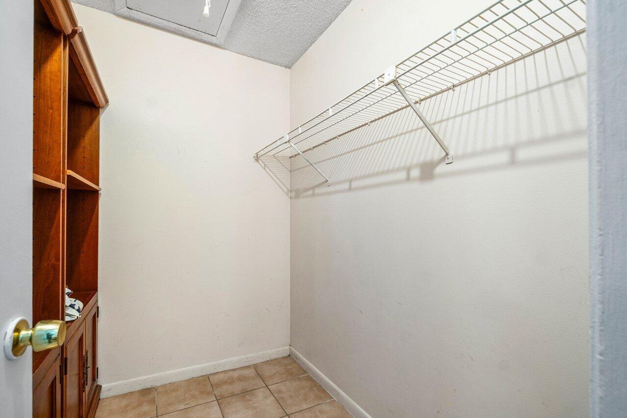LANTANA PINES 1 SPORTSMENS CLUB - Residential Lease