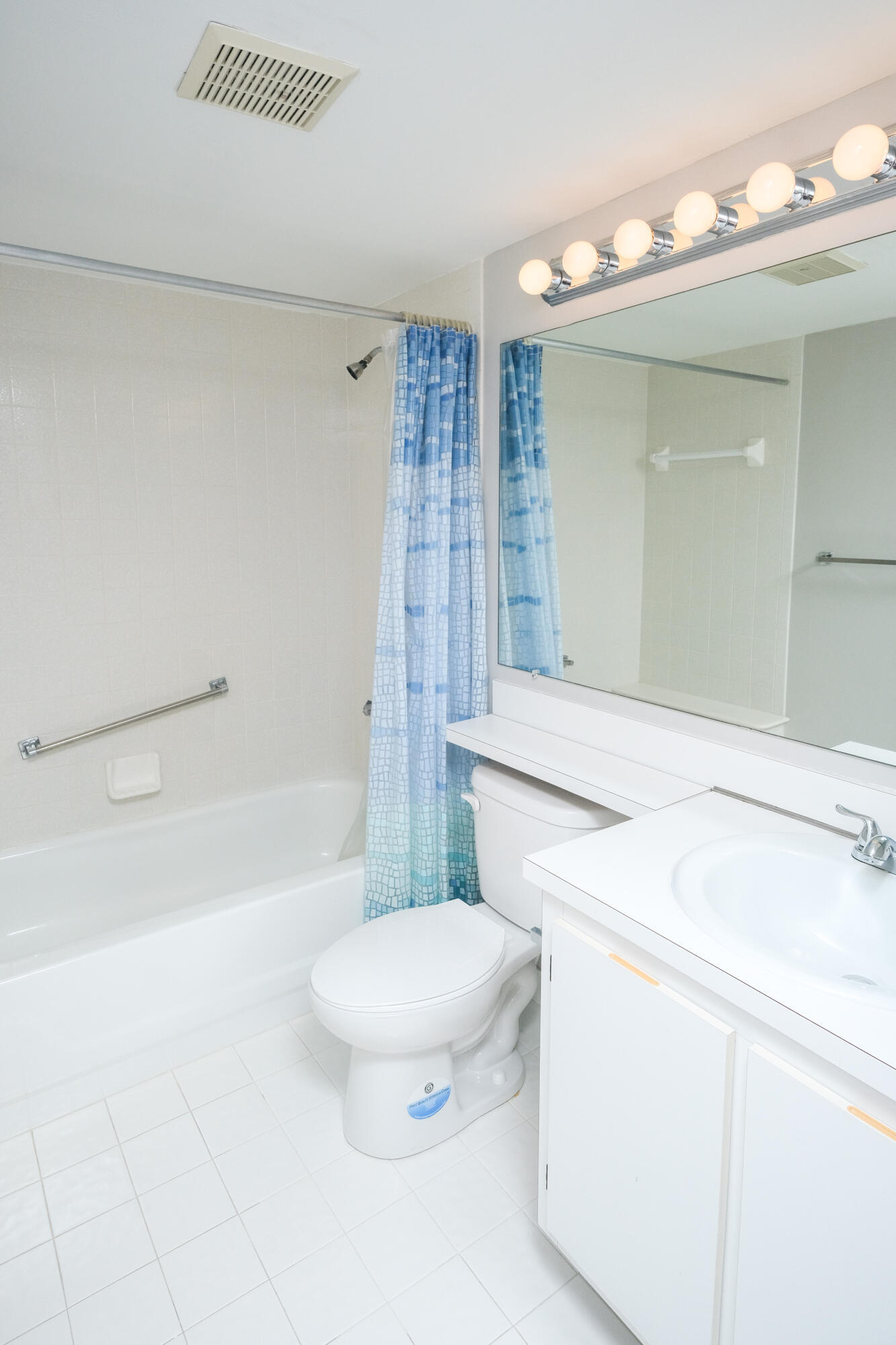 PALM CLUB VILLAGE I CONDO - Residential Lease