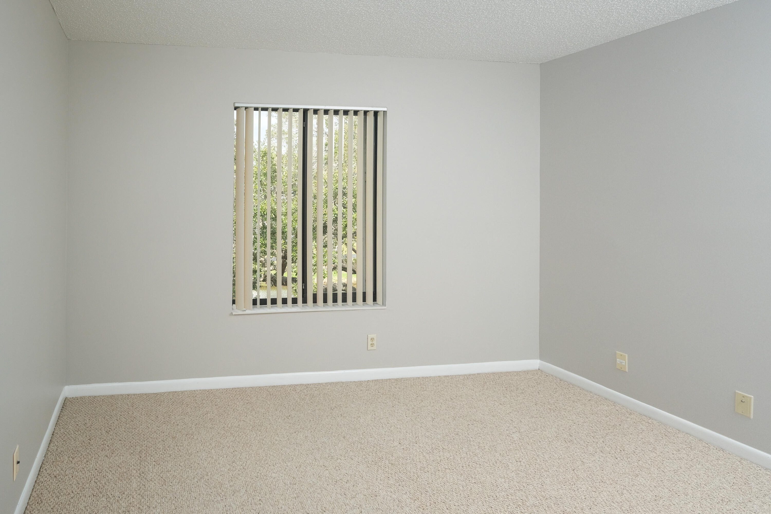 PALM CLUB VILLAGE I CONDO - Residential Lease