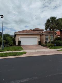 BOTANICA LAKES - Residential