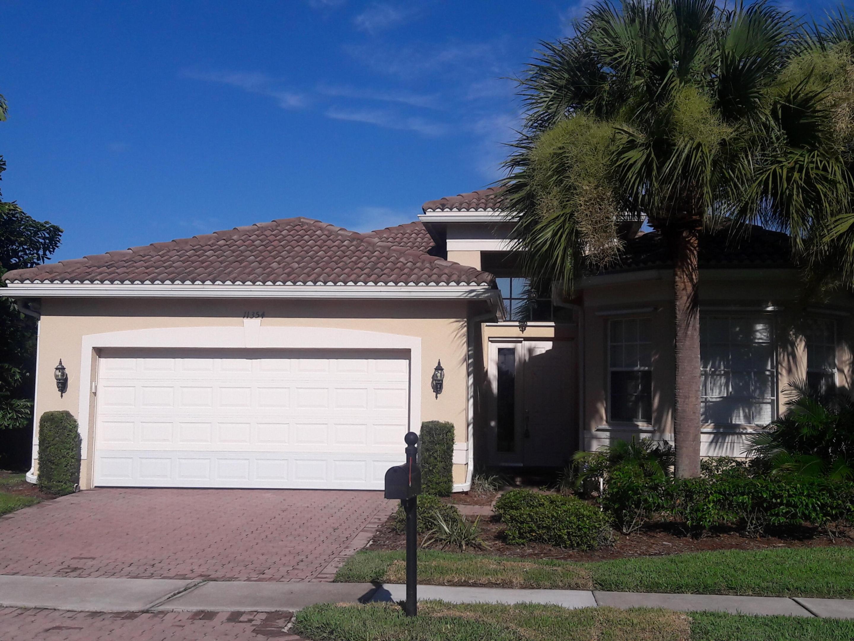 BOTANICA LAKES - Residential