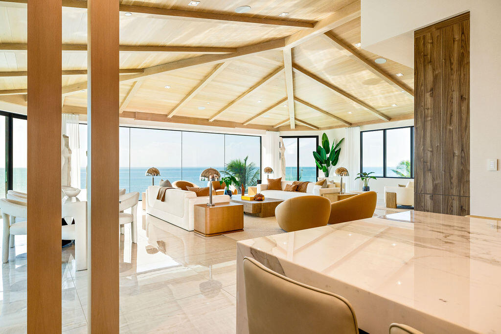 LE SANCTUAIRE CONDO - Residential