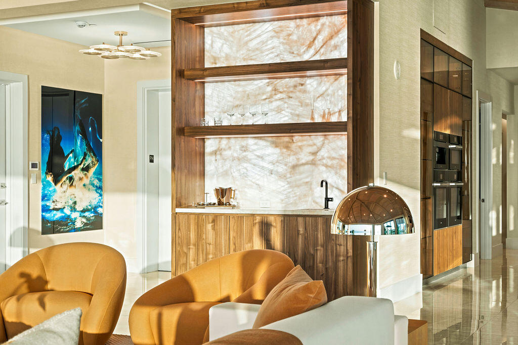 LE SANCTUAIRE CONDO - Residential