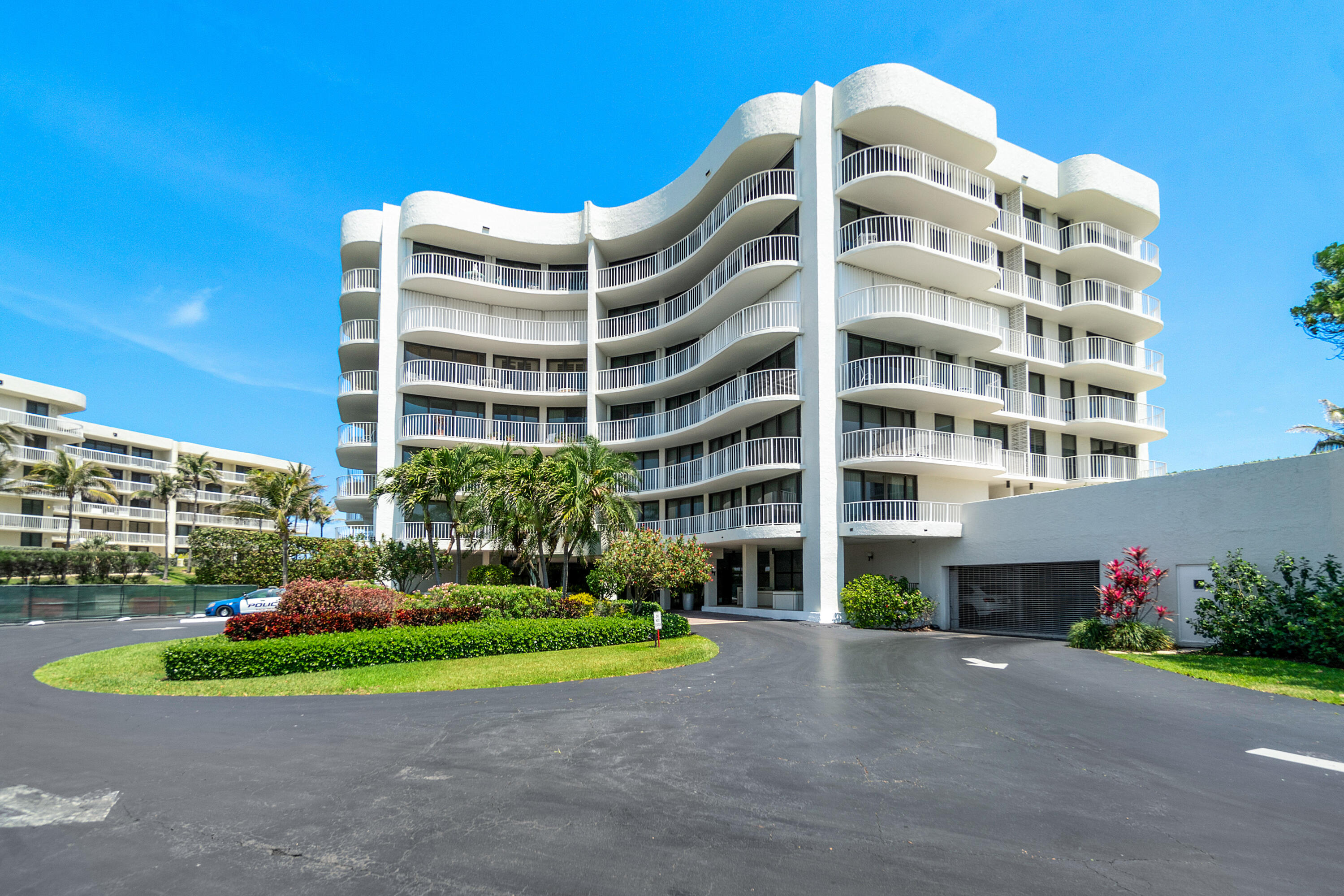 THIRTY-THREE SIXTY CONDO - Residential