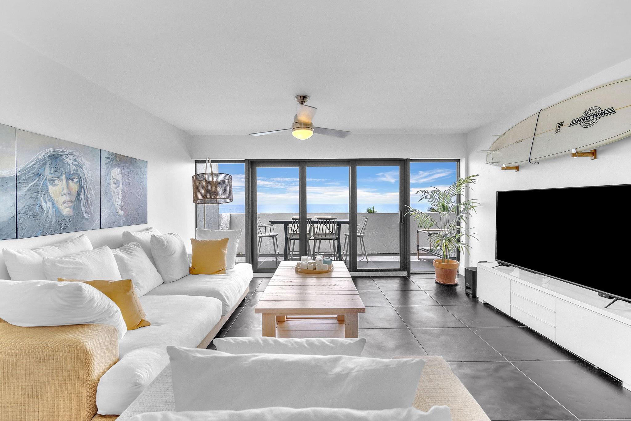 THE BEACH HOUSE CONDO - Residential