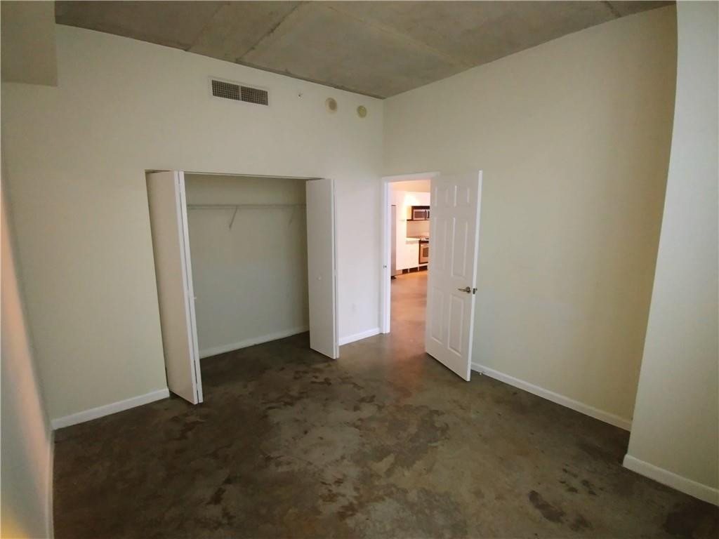 THE LOFT DOWNTOWN II CONDO - Residential Lease