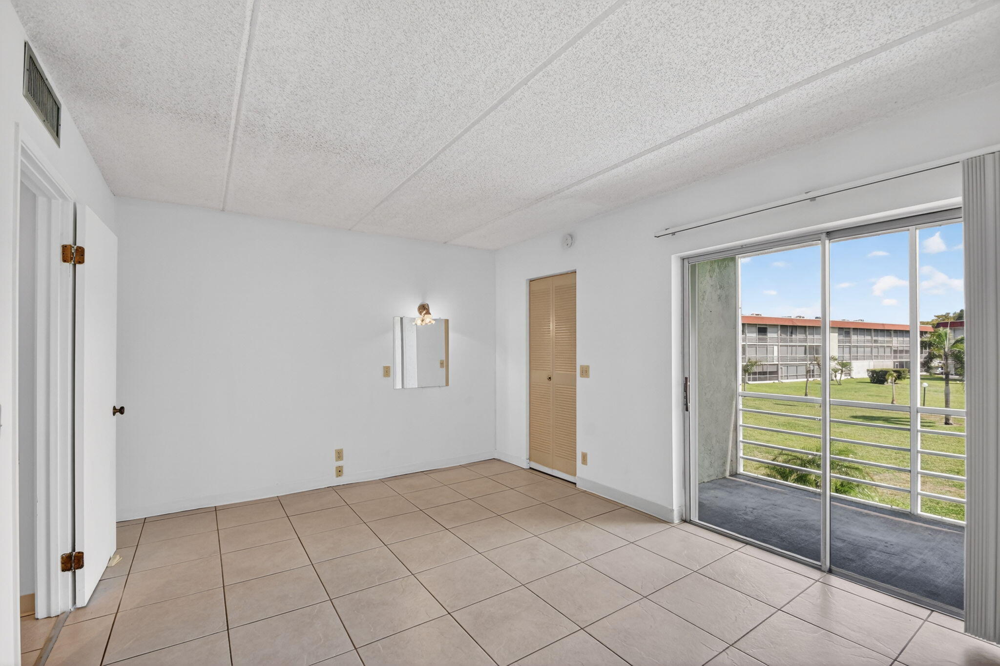 REGAL PALMS MAYFAIR CONDO - Residential