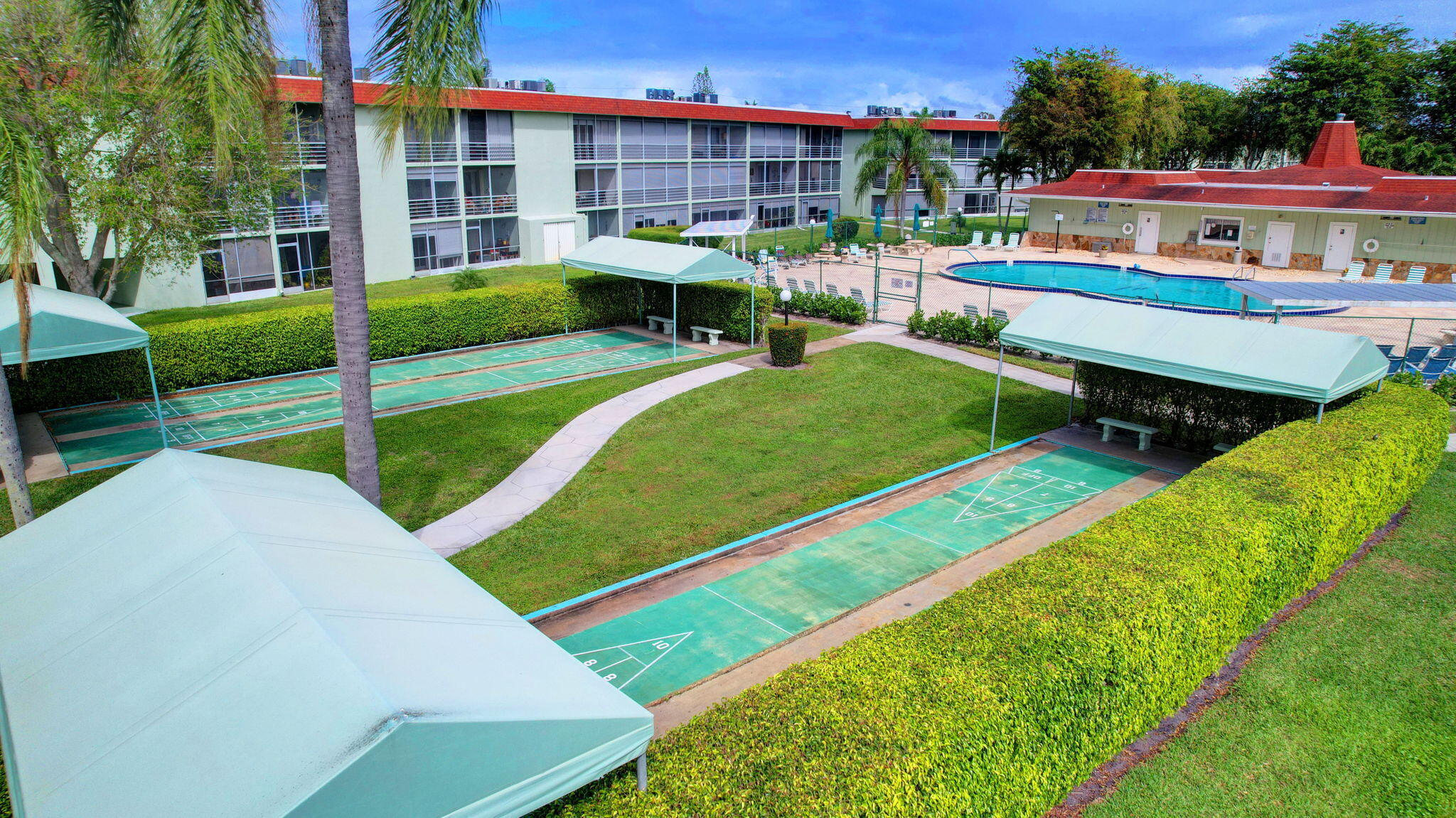 REGAL PALMS MAYFAIR CONDO - Residential