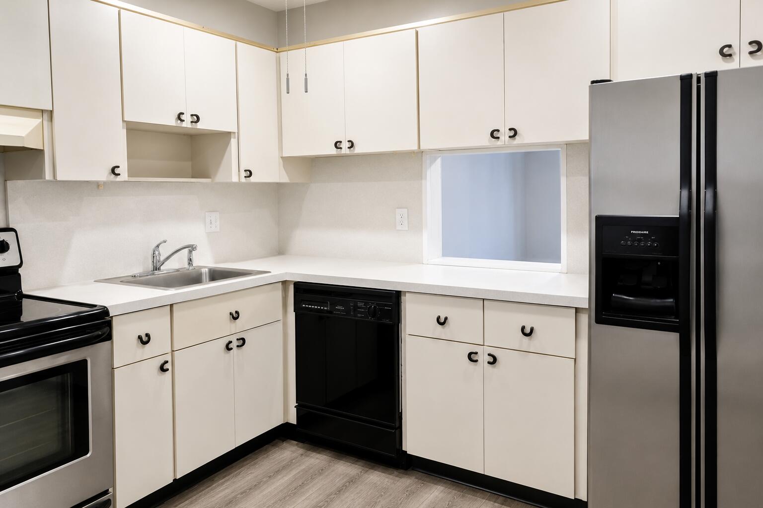 CASTLE APARTMENTS 2 CONDO - Residential Lease
