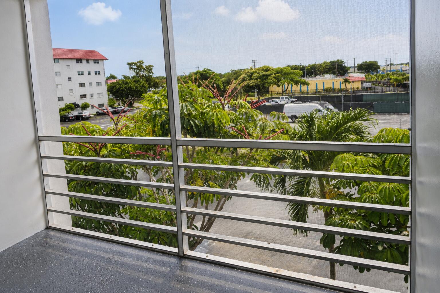 CASTLE APARTMENTS 2 CONDO - Residential Lease