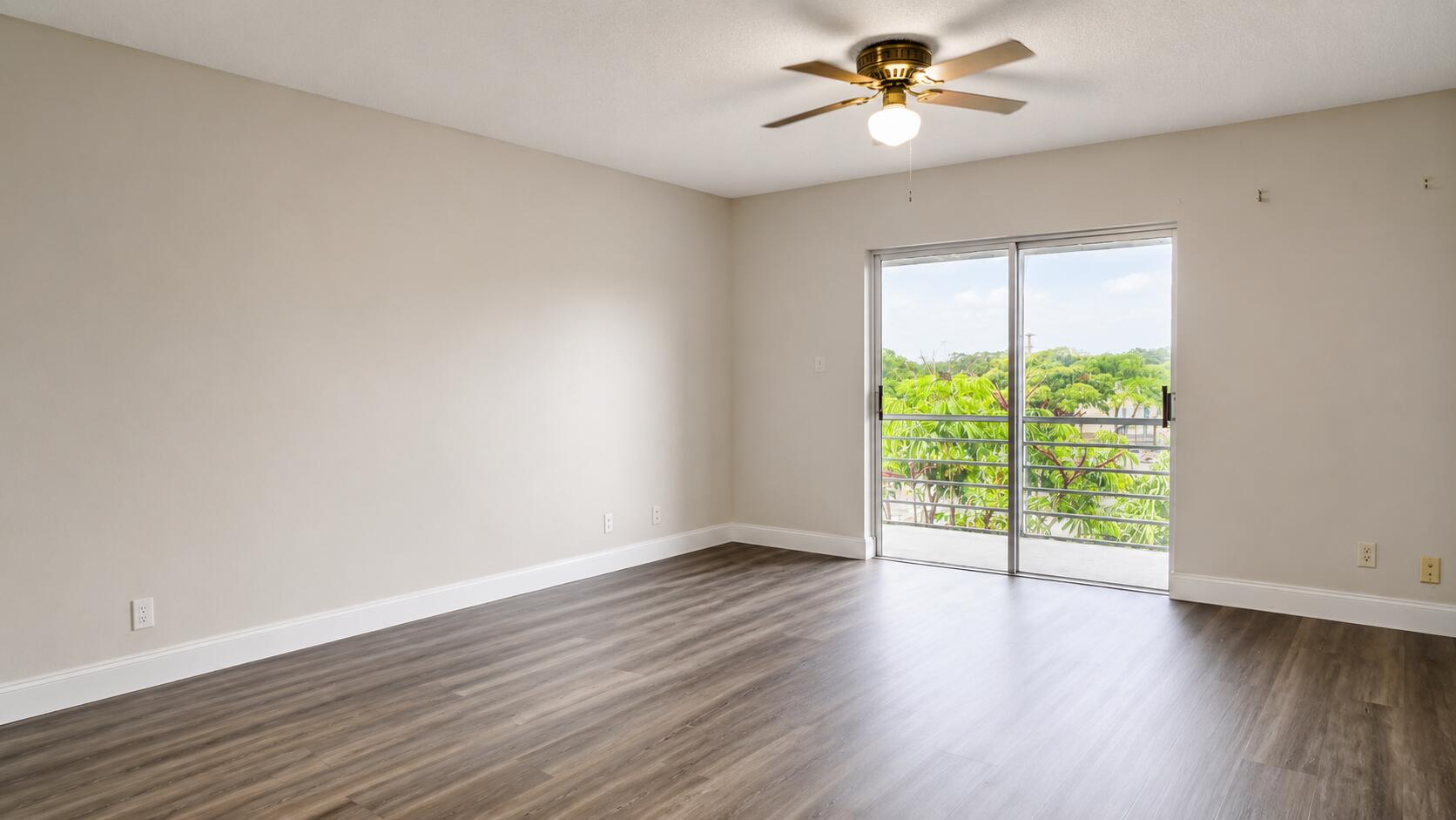 CASTLE APARTMENTS 2 CONDO - Residential Lease