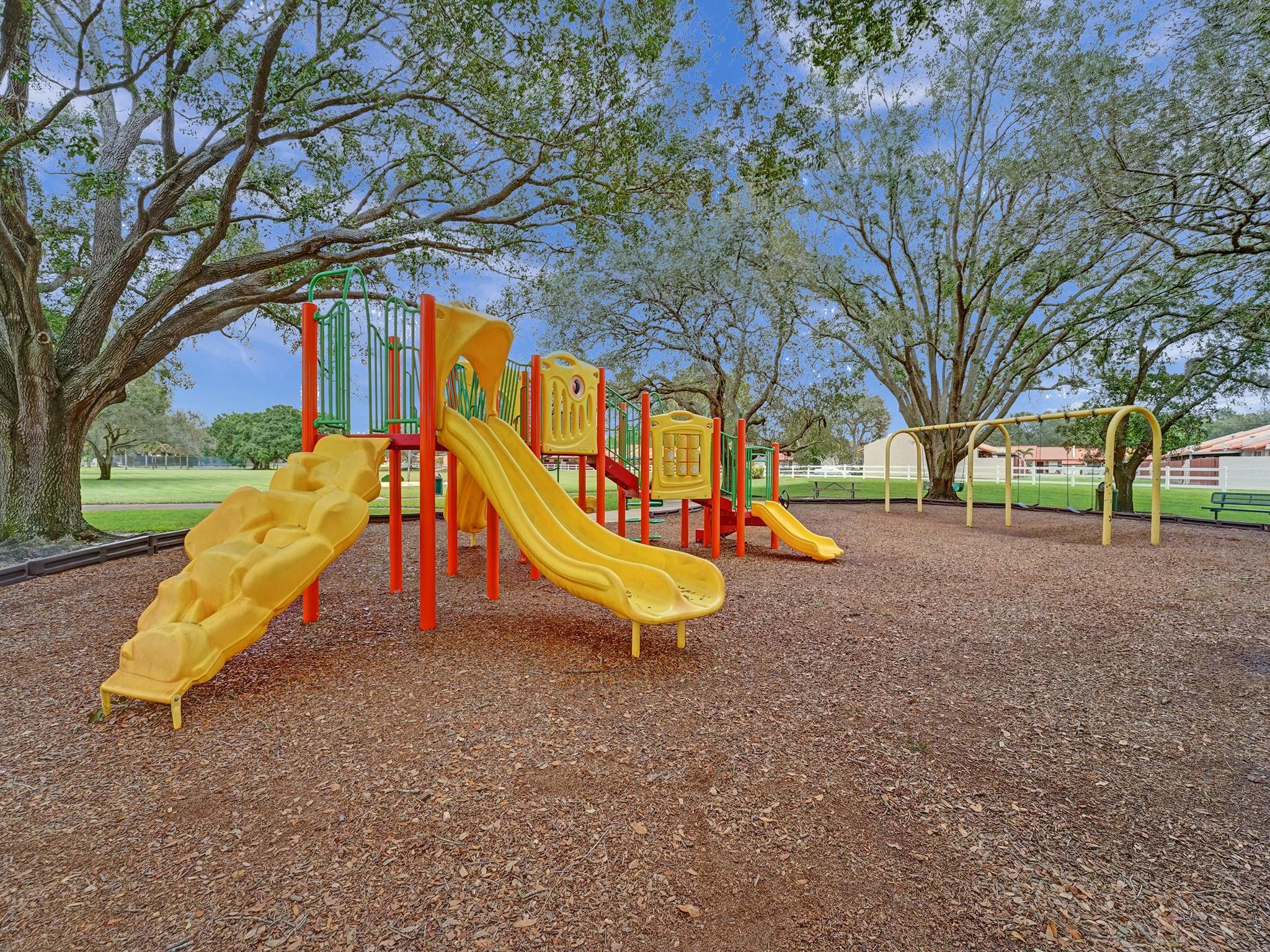 Forest Lake Villas - Residential