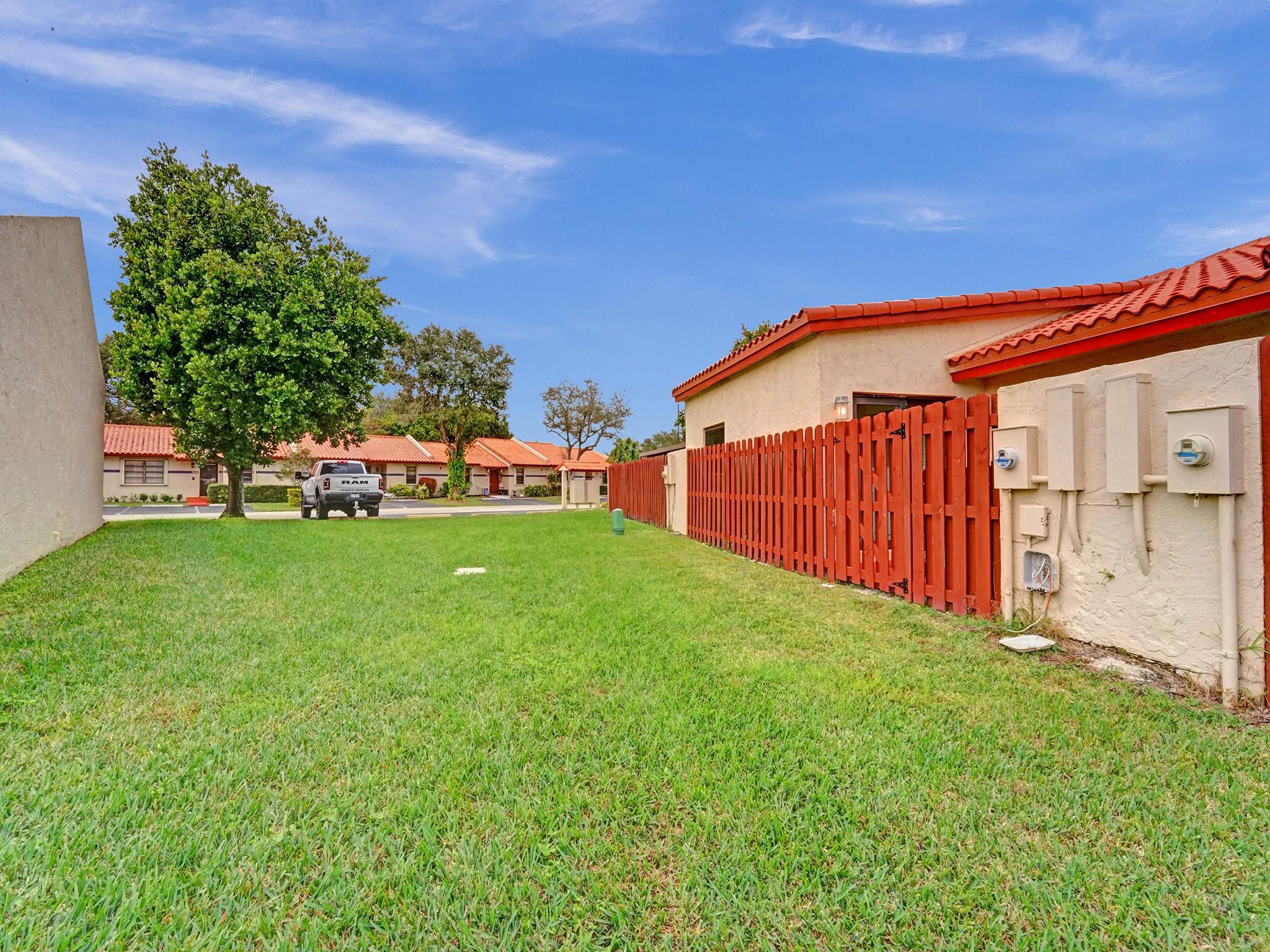 Forest Lake Villas - Residential