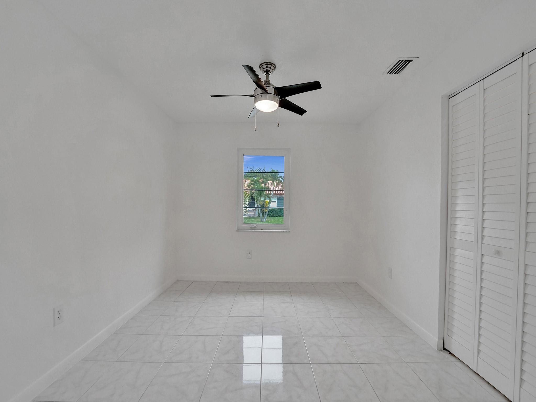 Forest Lake Villas - Residential