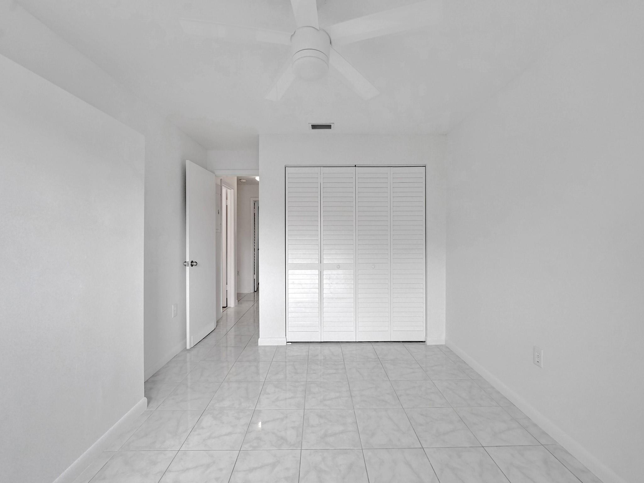 Forest Lake Villas - Residential