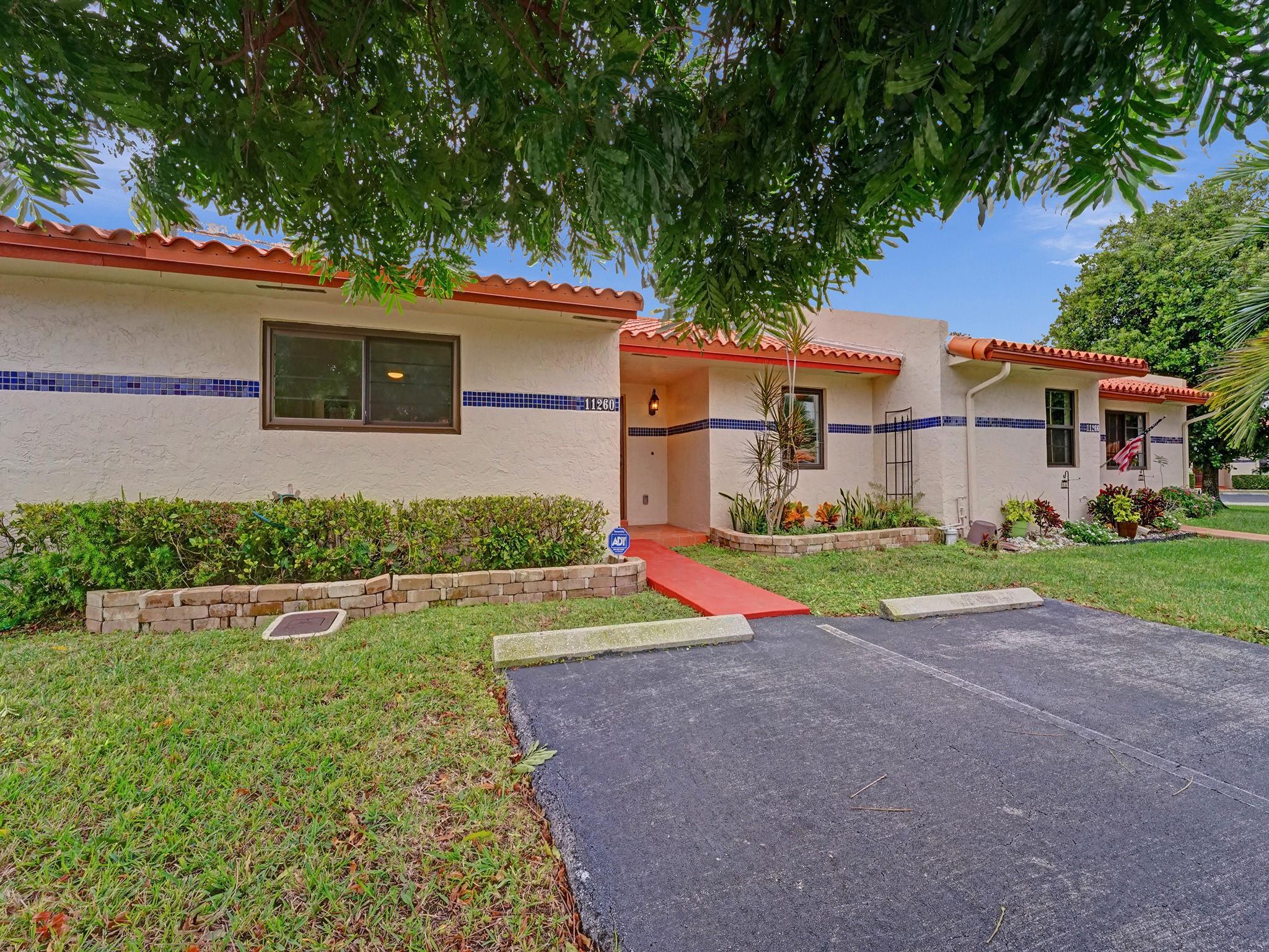 Forest Lake Villas - Residential