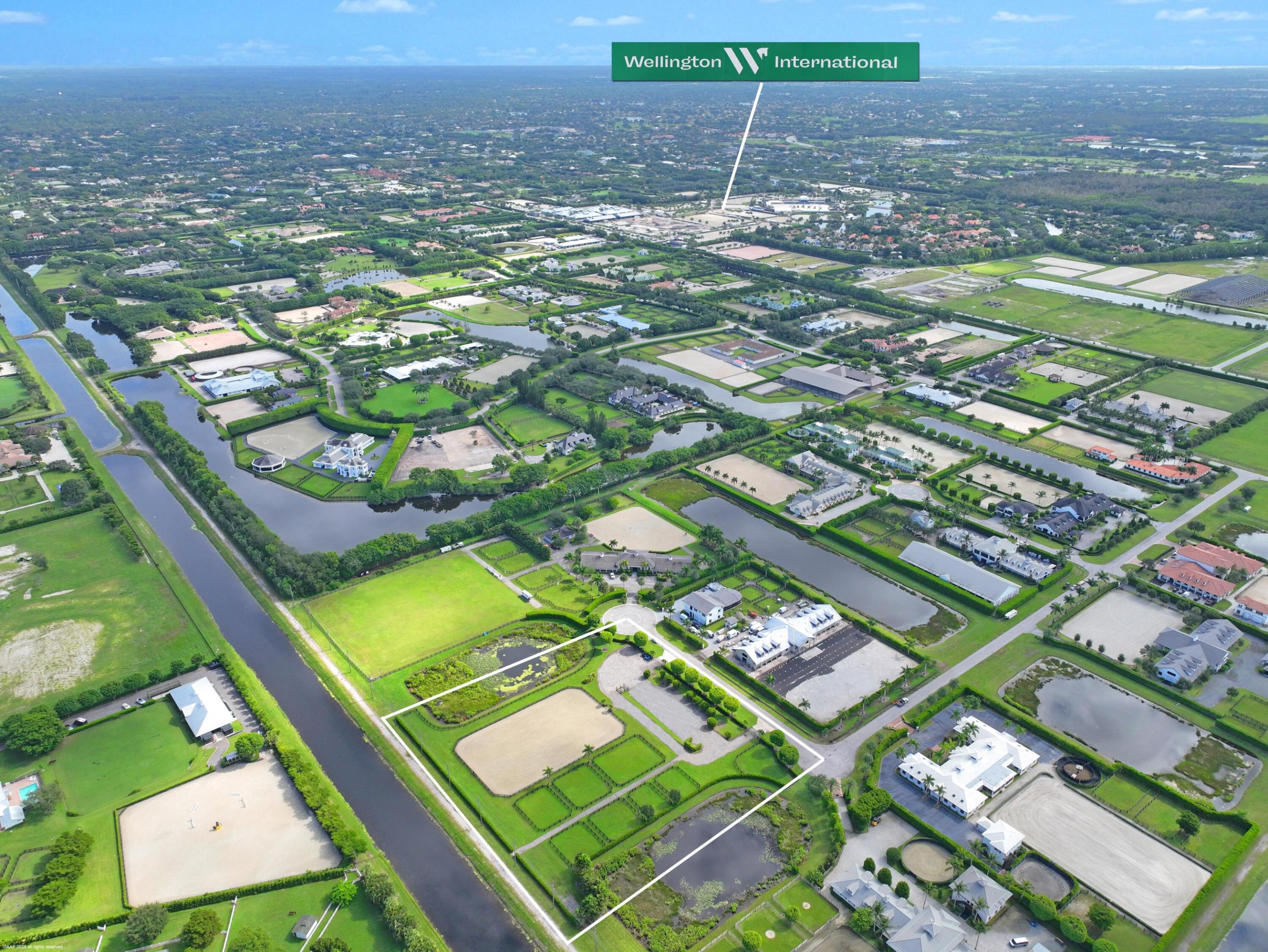 GRAND PRIX VILLAGE SOUTH - Land