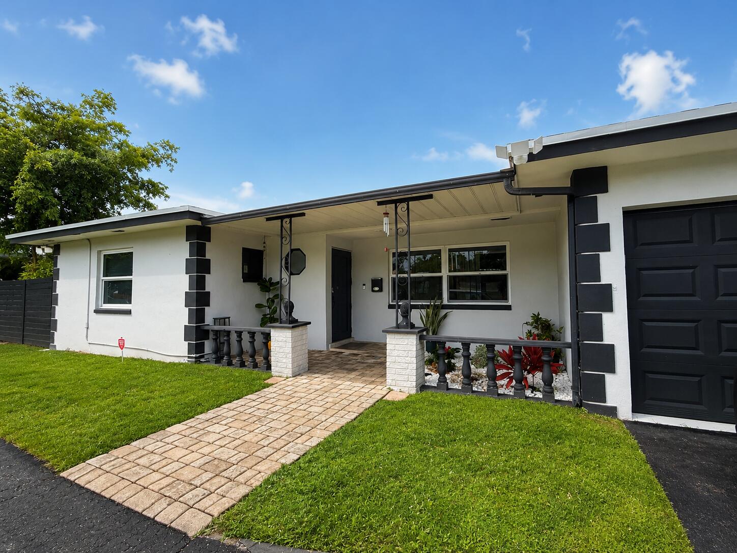 BOULEVARD HEIGHTS SECTION - Residential Lease