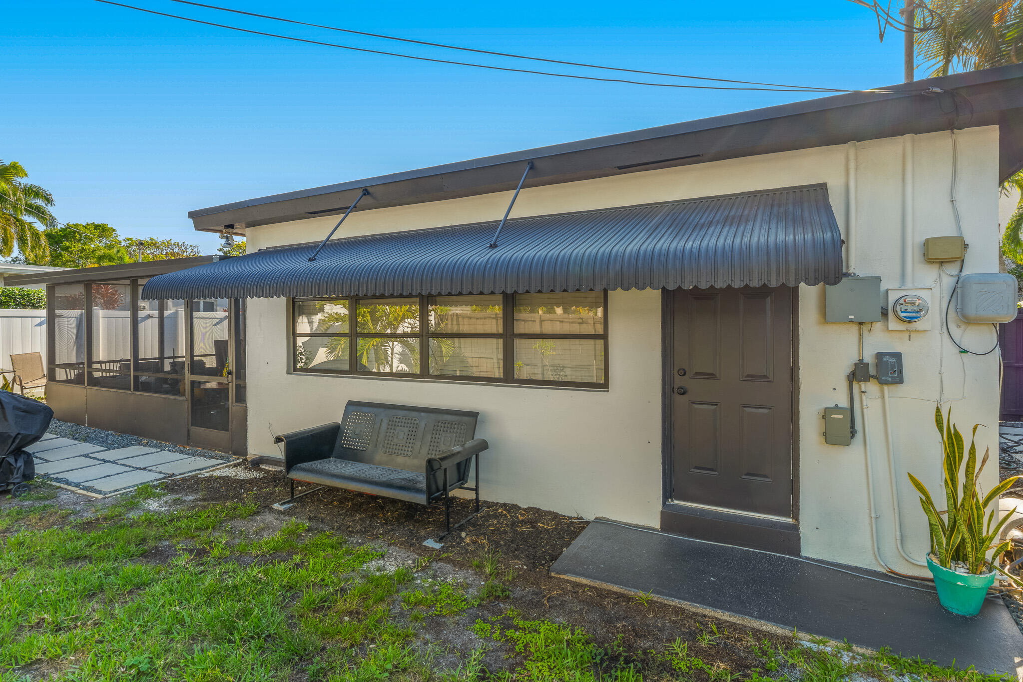HIGHLAND ESTATES - Residential Lease