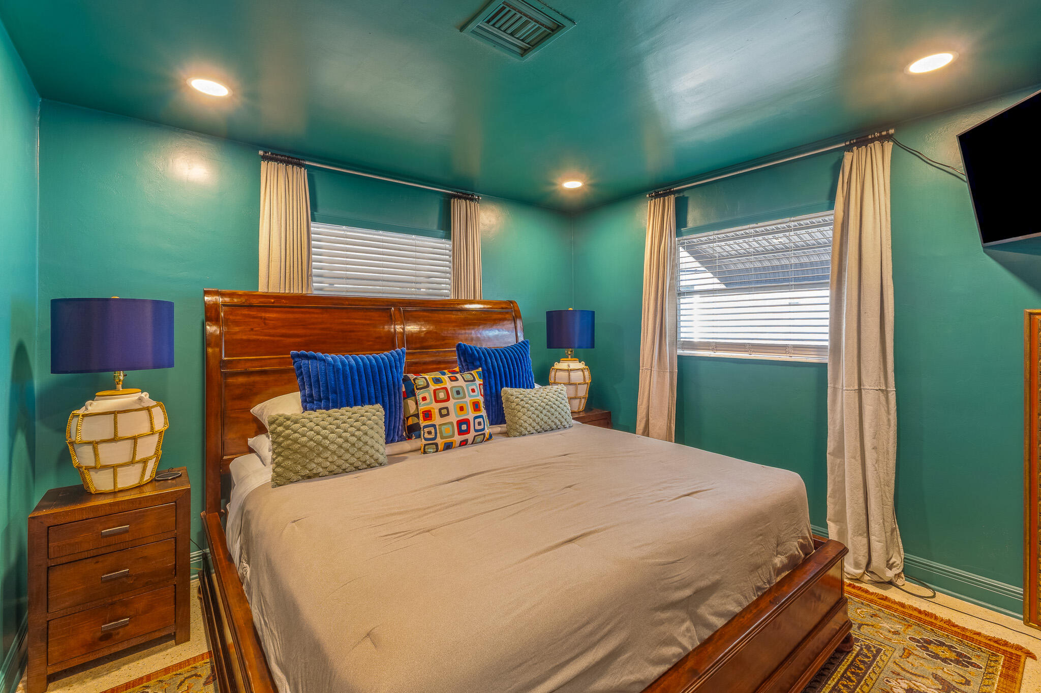 HIGHLAND ESTATES - Residential Lease