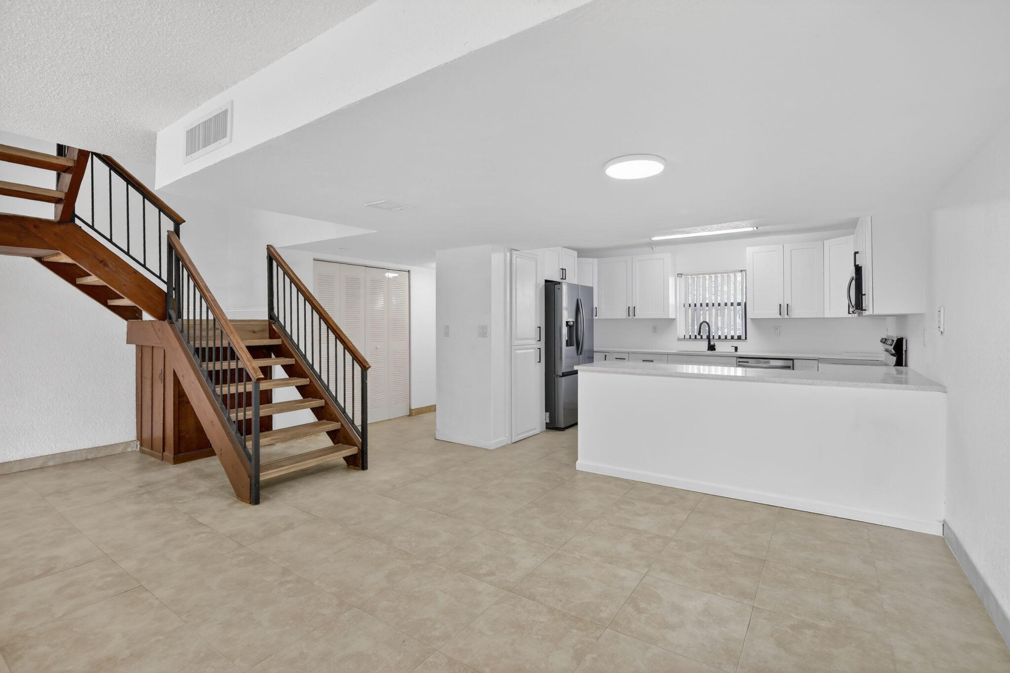 CHATEAULAINE - Residential