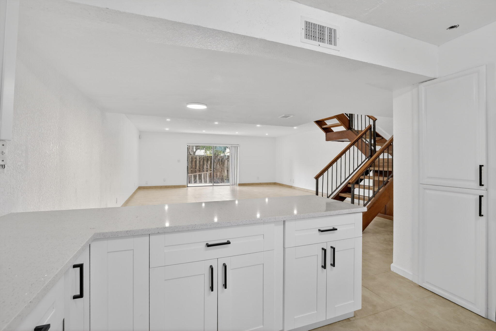 CHATEAULAINE - Residential