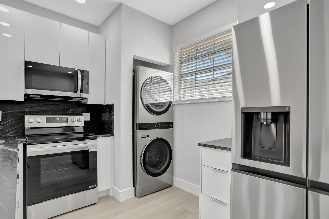 Waters Edge At Deerfield - Residential Lease