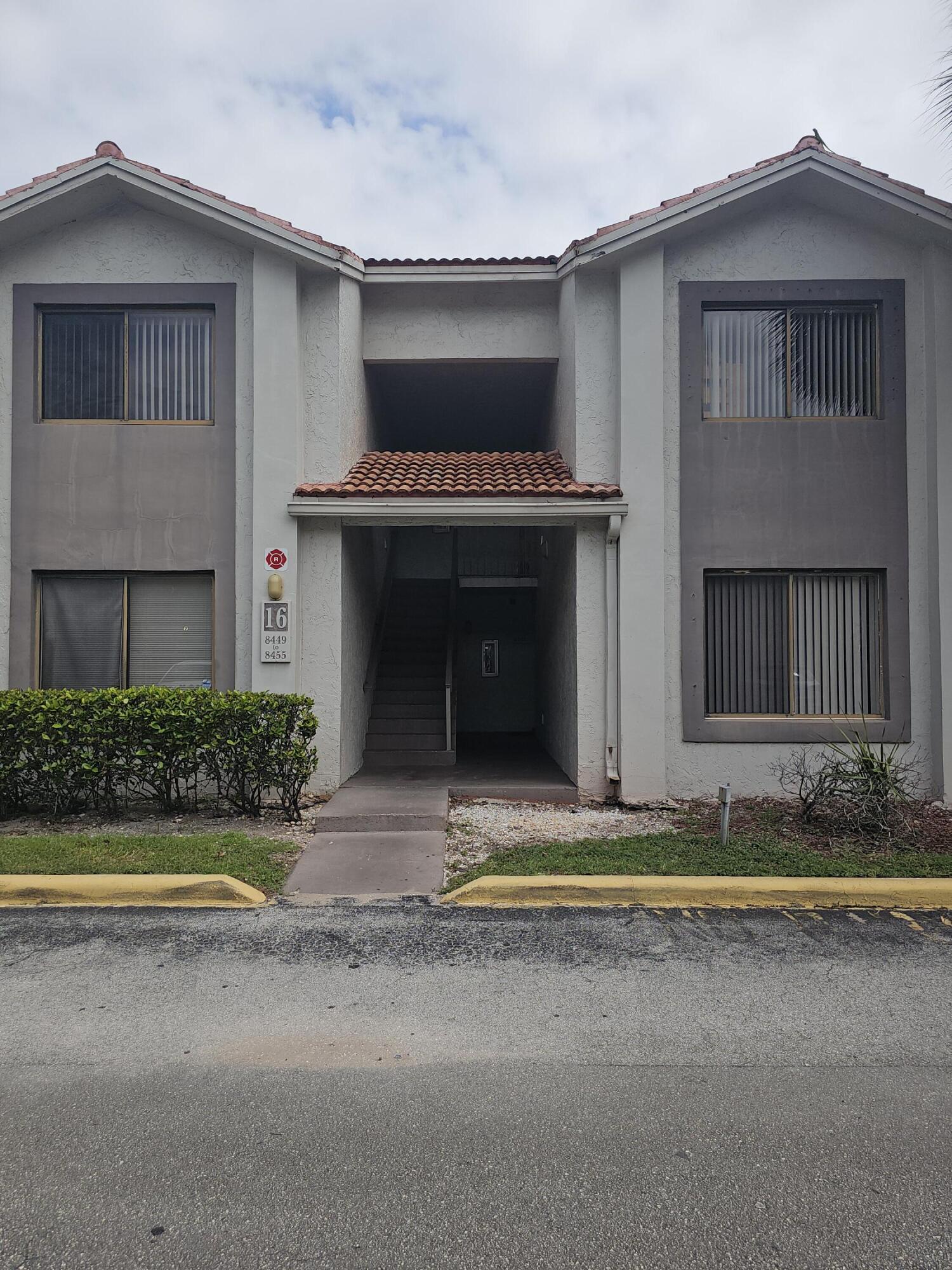 CRESCENT COVE CONDO - Residential Lease