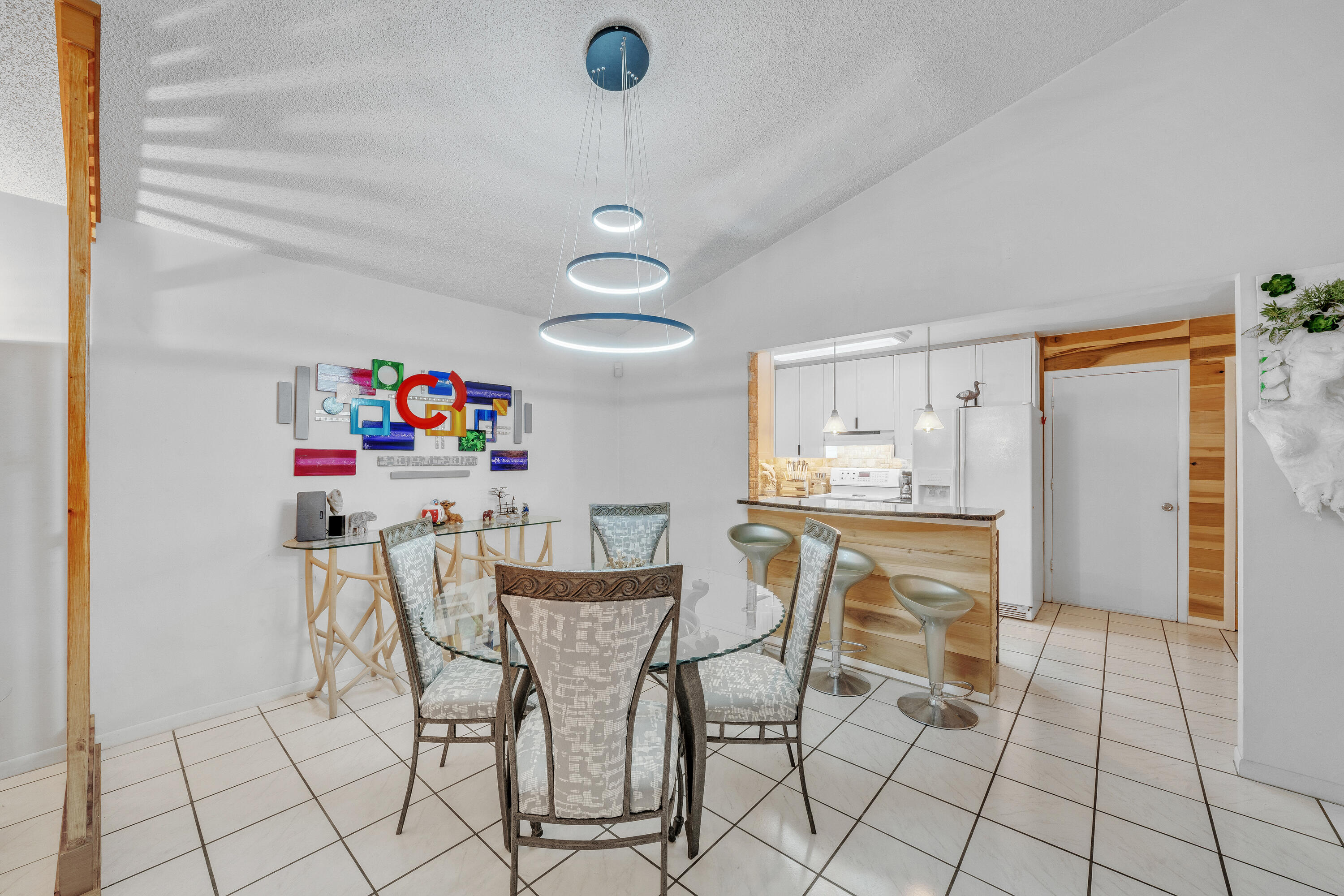 LOFTS - Residential