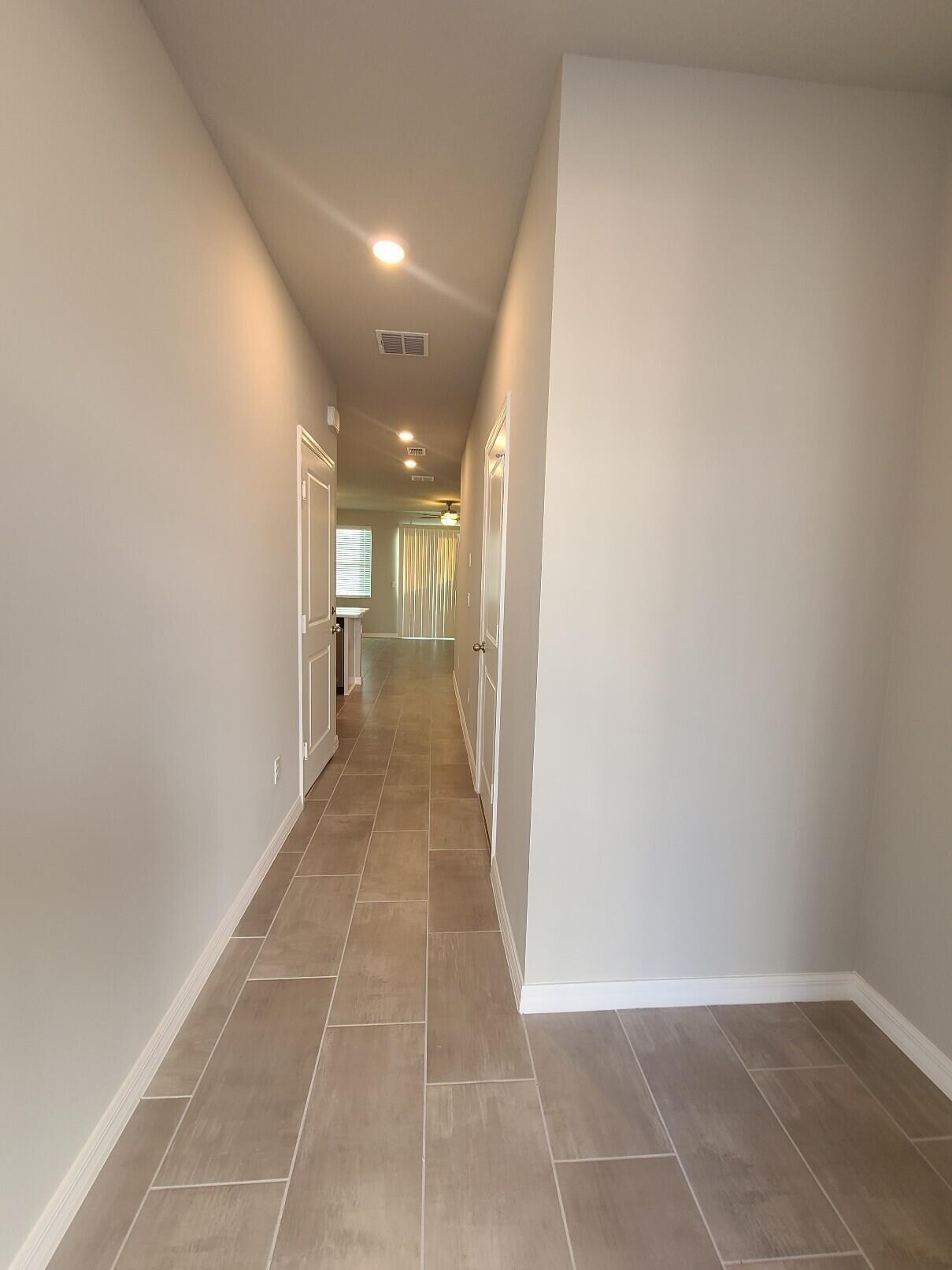 FONTANA TOWNHOMES - Residential