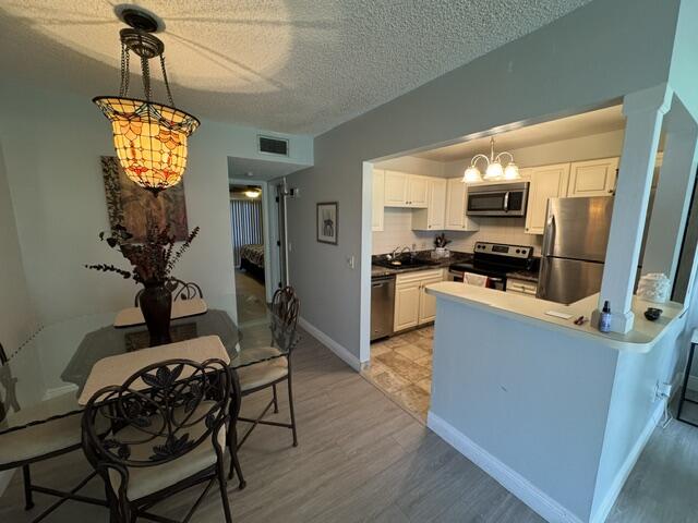 VISTA ST LUCIE BUILDINGS 9 THRU 20 - Residential