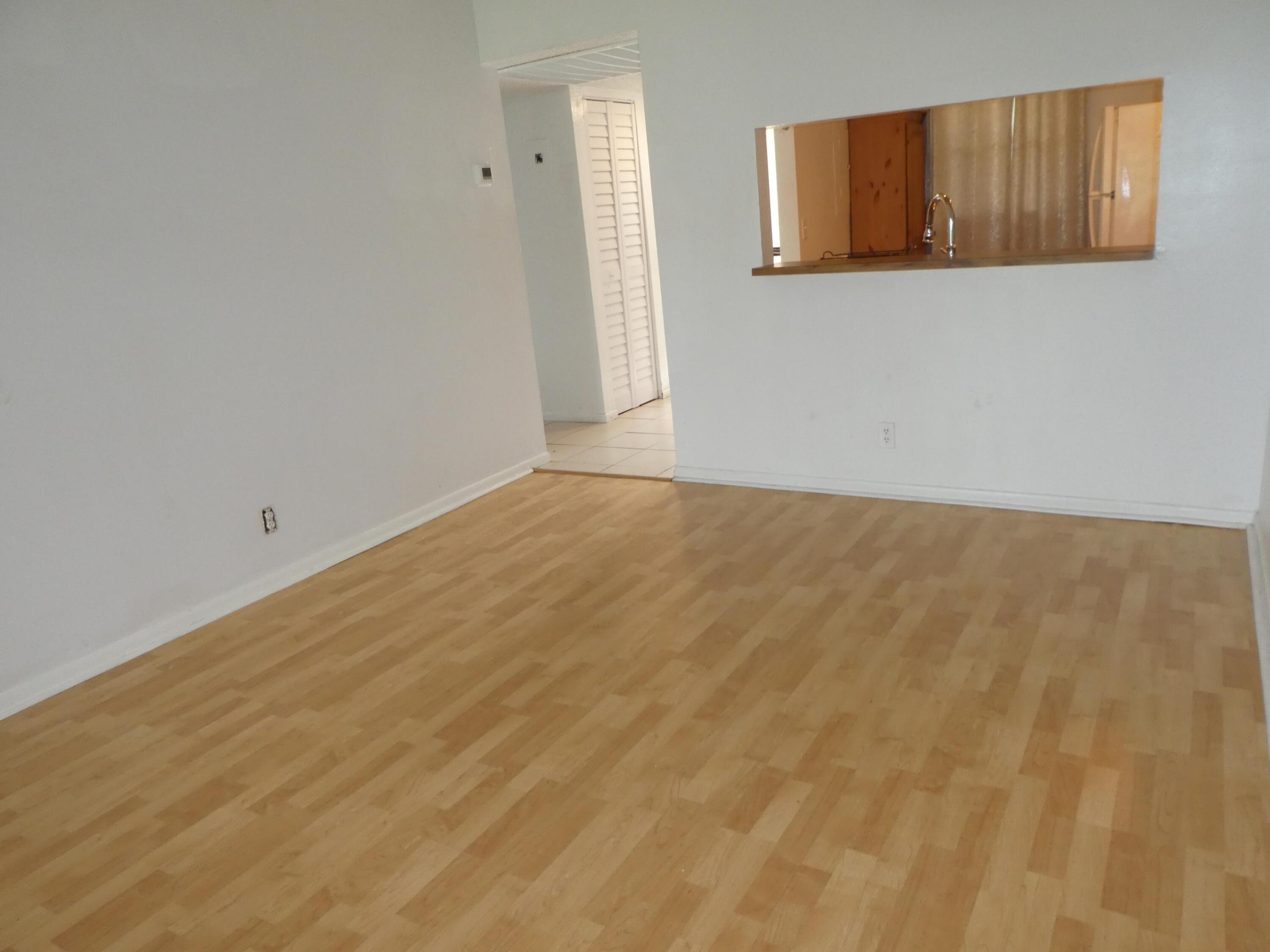 LUCERNE LAKES GOLF COLONY - Residential Lease