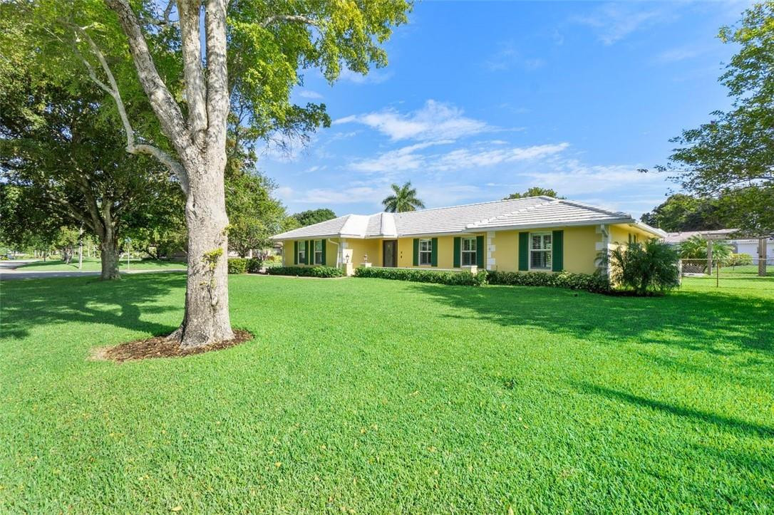 Coral Spgs Country Club S - Residential