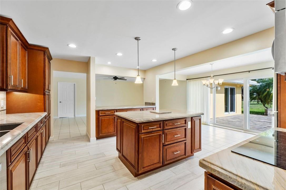 Coral Spgs Country Club S - Residential