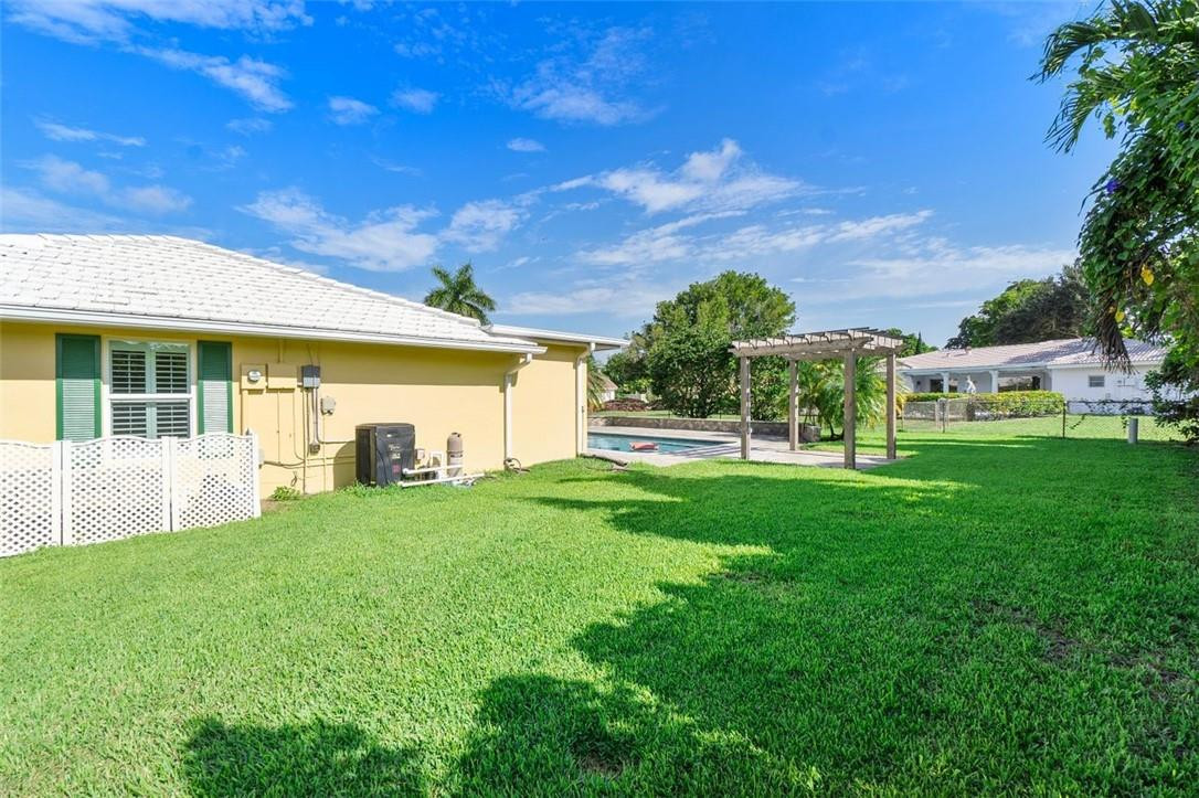Coral Spgs Country Club S - Residential