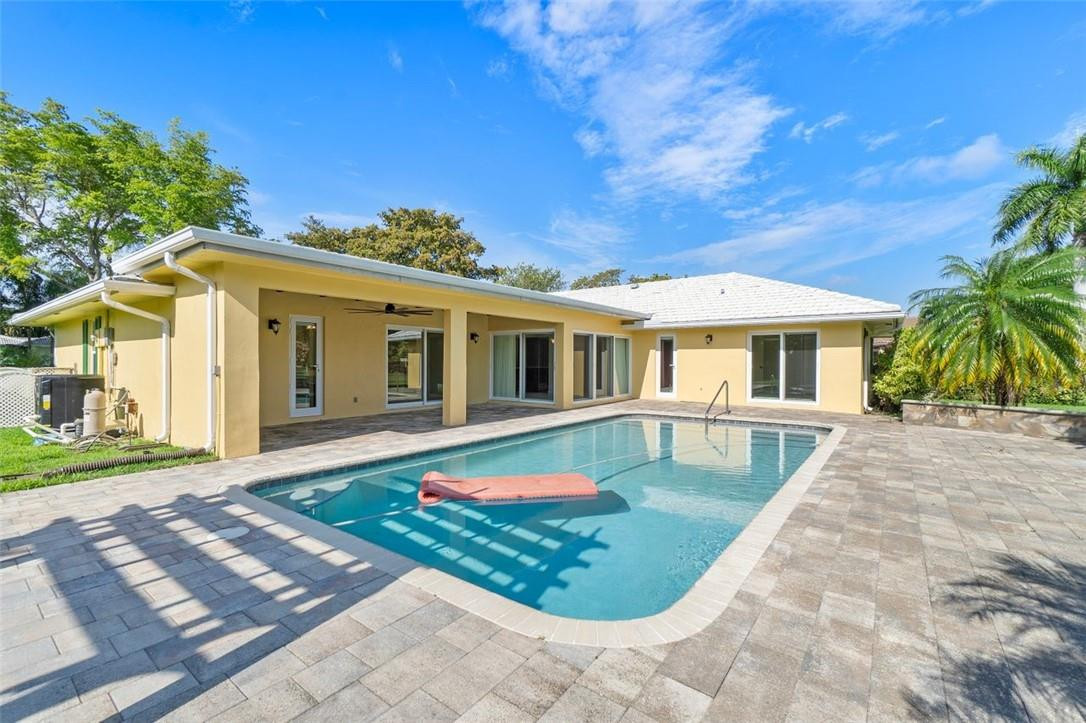 Coral Spgs Country Club S - Residential