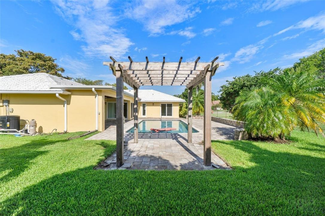 Coral Spgs Country Club S - Residential