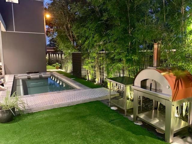 LAUDERDALE - Residential Lease