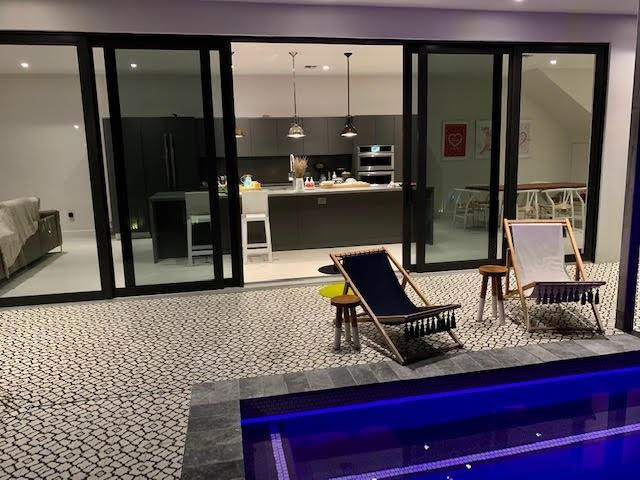 LAUDERDALE - Residential Lease