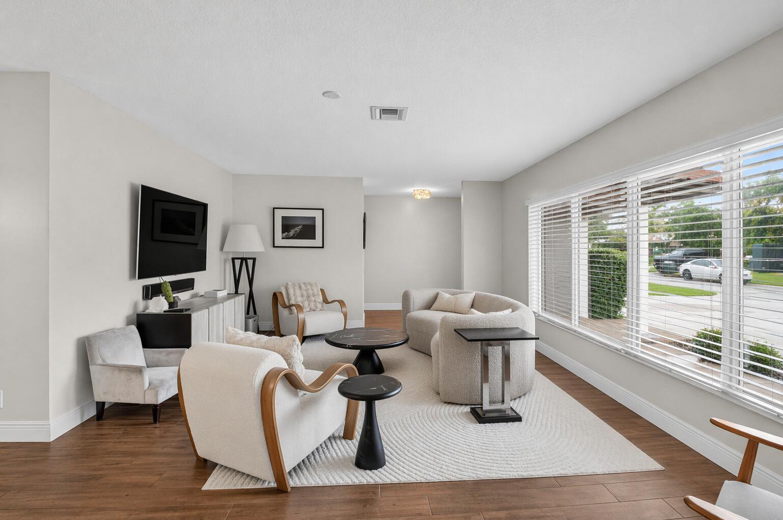 CARRIAGE HILL - Residential