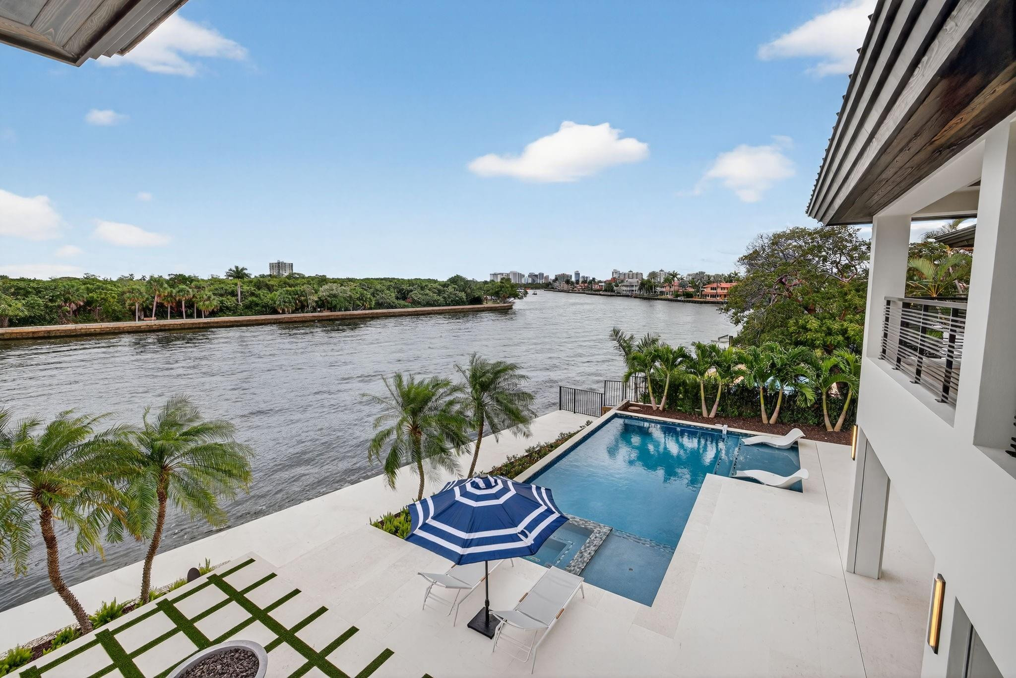 Coral Ridge North Add 24- - Residential