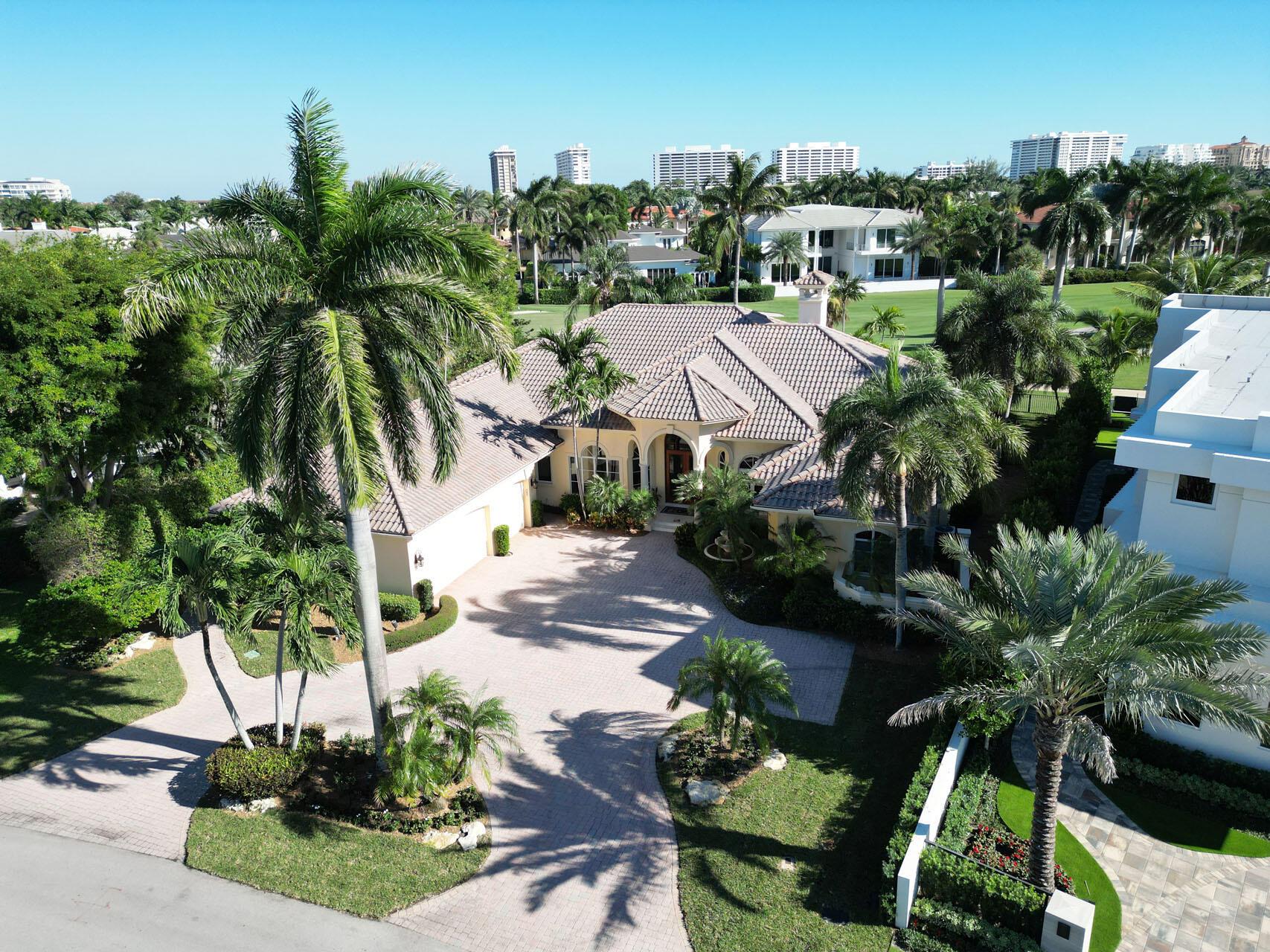 ROYAL PALM YACHT & COUNTRY CLUB - Residential