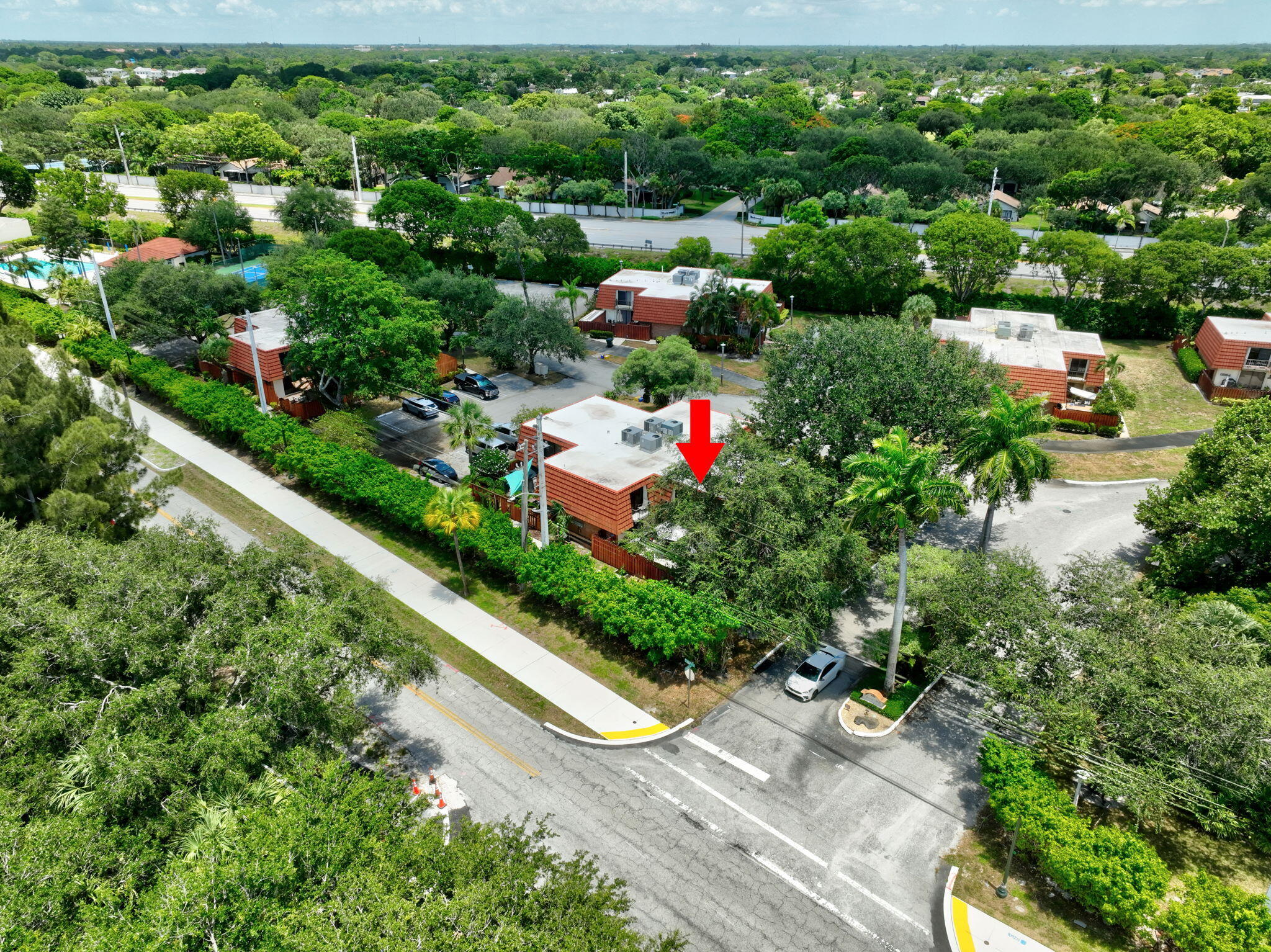 SPANISH WELLS CONDO II - Residential