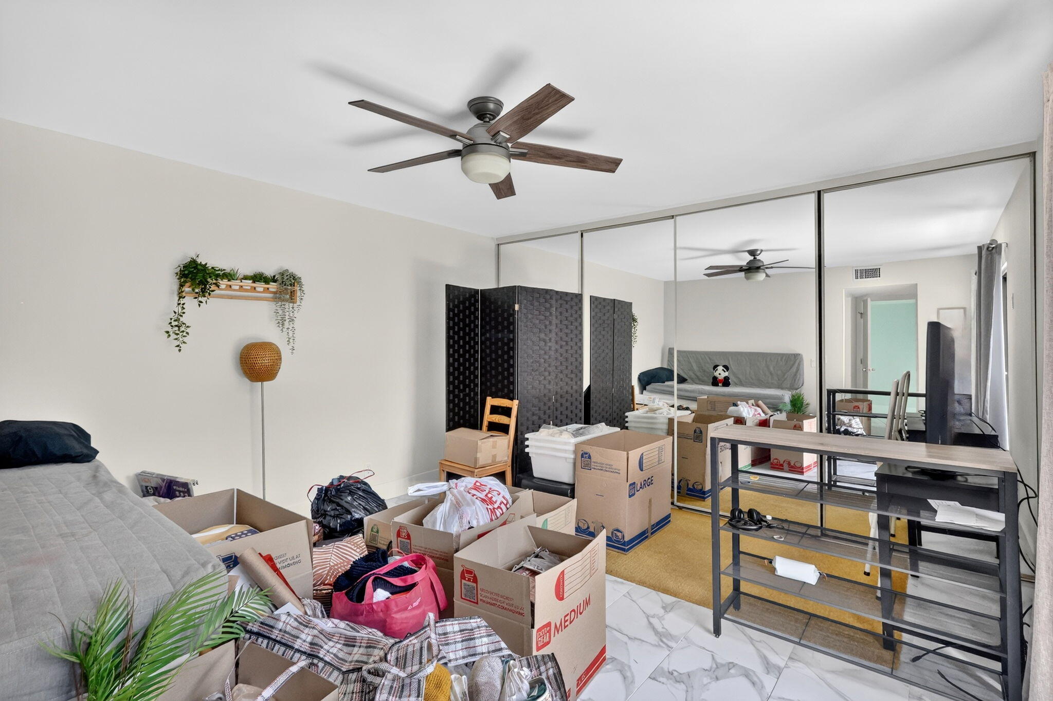 SPANISH WELLS CONDO II - Residential