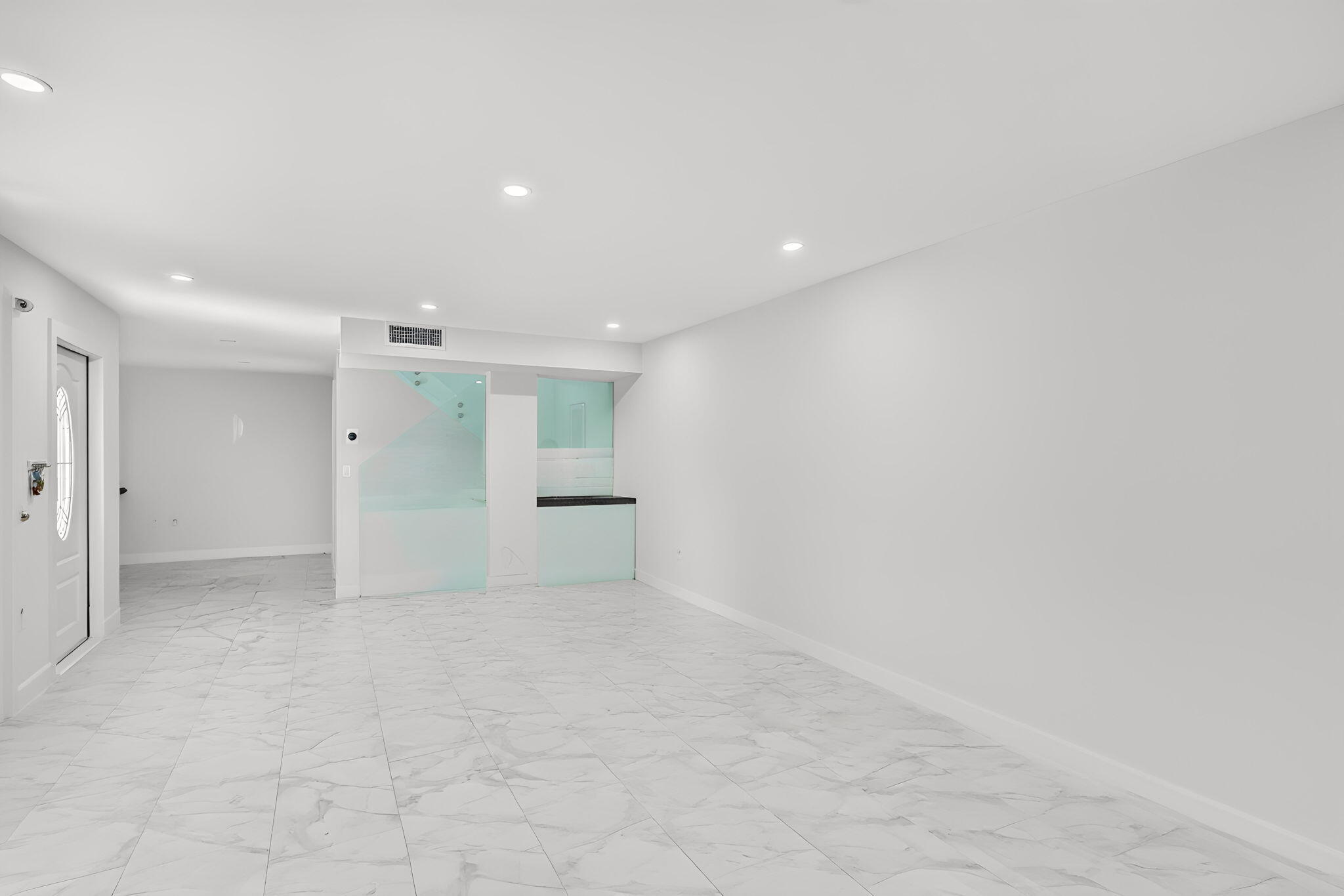 SPANISH WELLS CONDO II - Residential