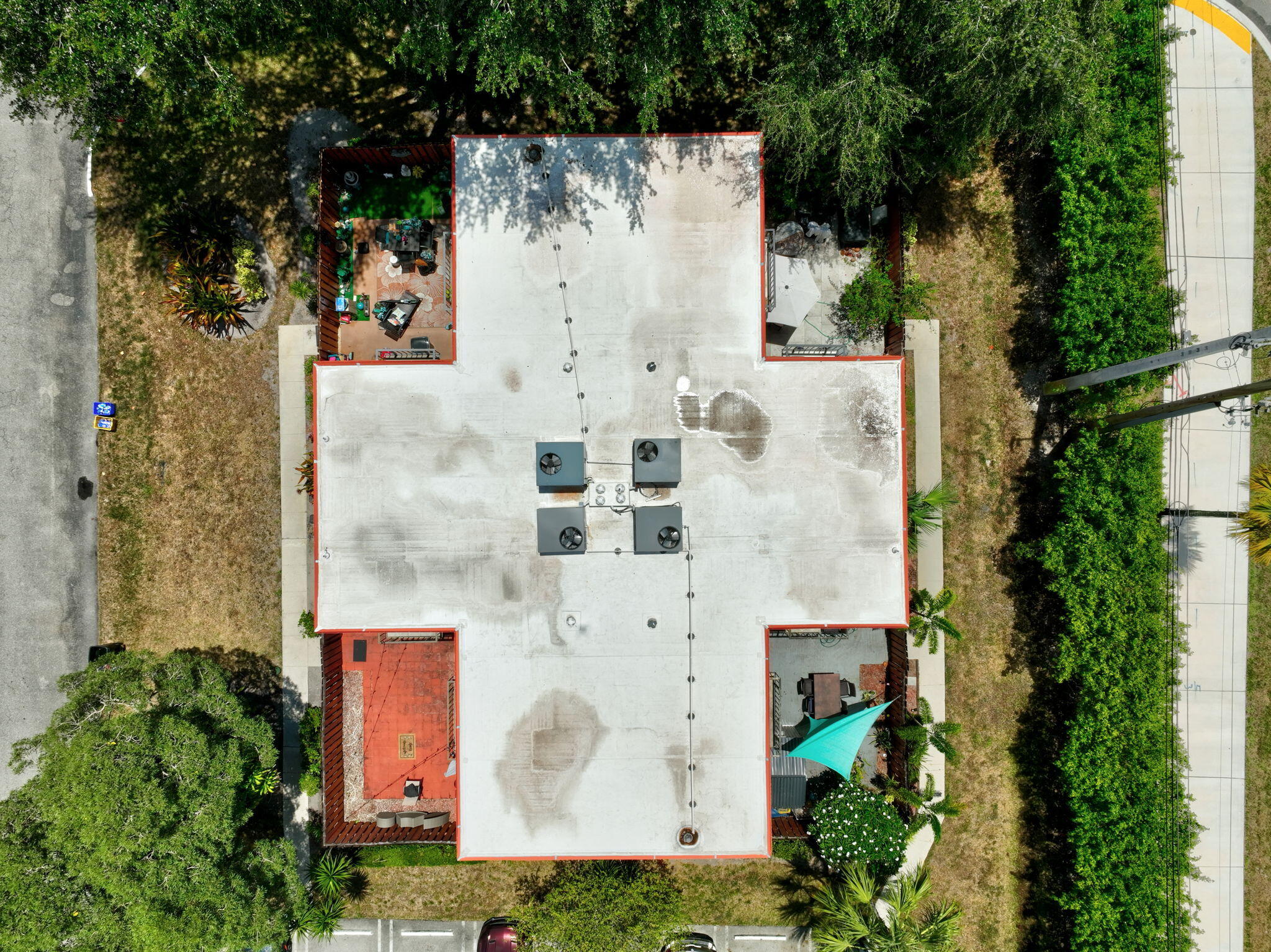 SPANISH WELLS CONDO II - Residential
