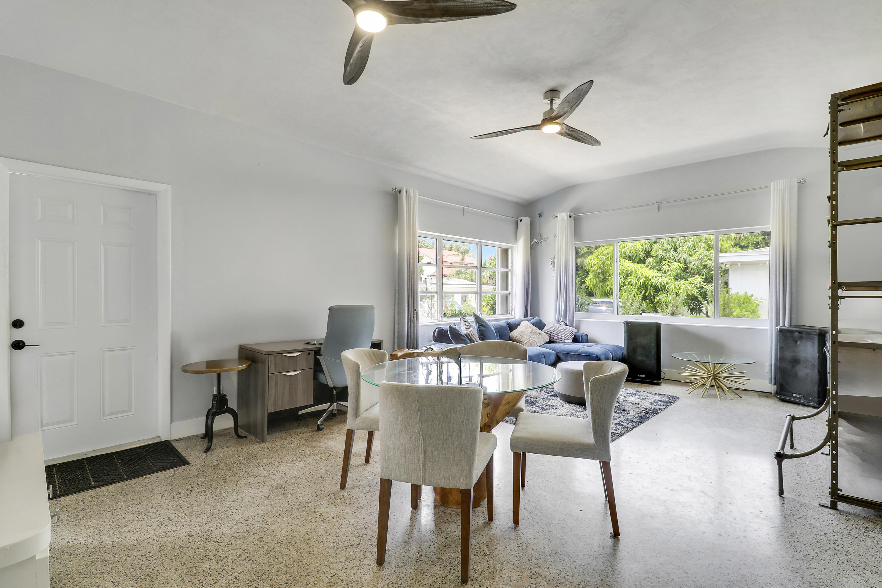 PALM BEACH SHORE ACRES - Residential