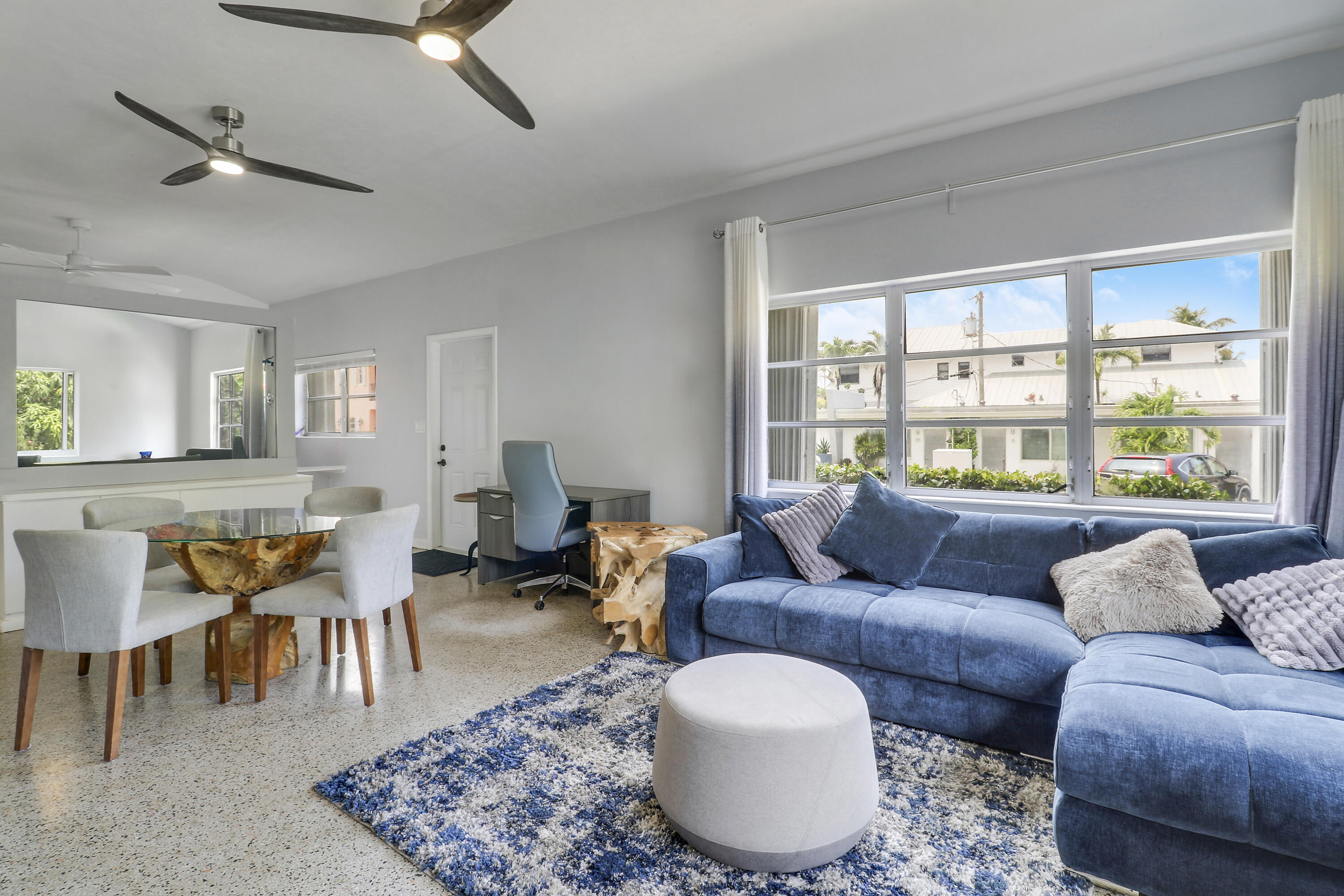 PALM BEACH SHORE ACRES - Residential