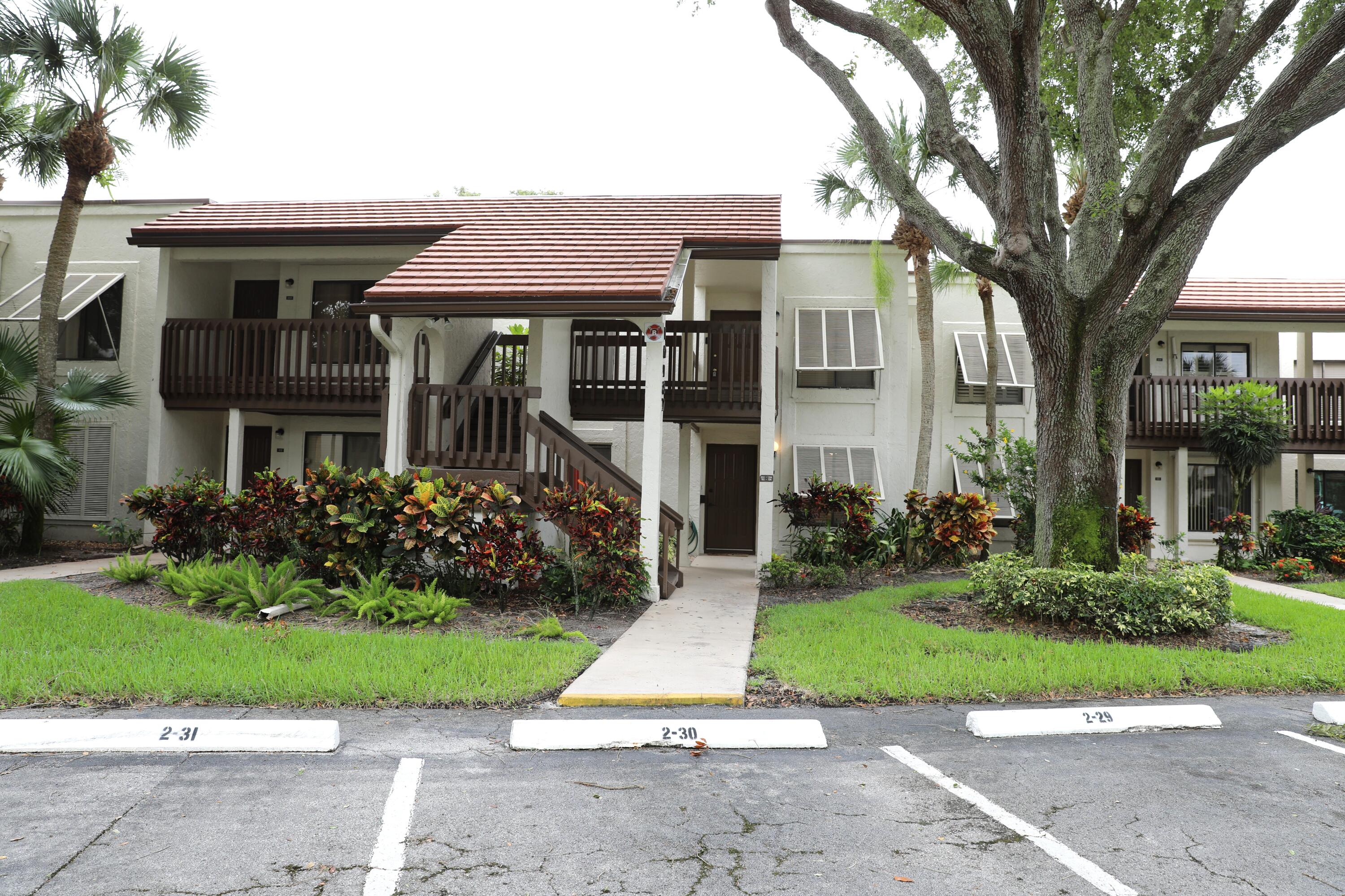 Beautifully  2BR/2BA Ground-Floor Condo in Banyan Springs!  Move-in ready, bright and spacious condo in the gated 55+ community. This home features a beautifully remodeled interior with luxury vinyl flooring, a modern kitchen, updated bathrooms, and an open-concept living and dining area. Enjoy peaceful garden views from the private screened patio, meticulously maintained grounds, resort-style amenities, and an active social lifestyle.Llocated near shopping, dining, golf courses, medical facilities, and stunning beaches.