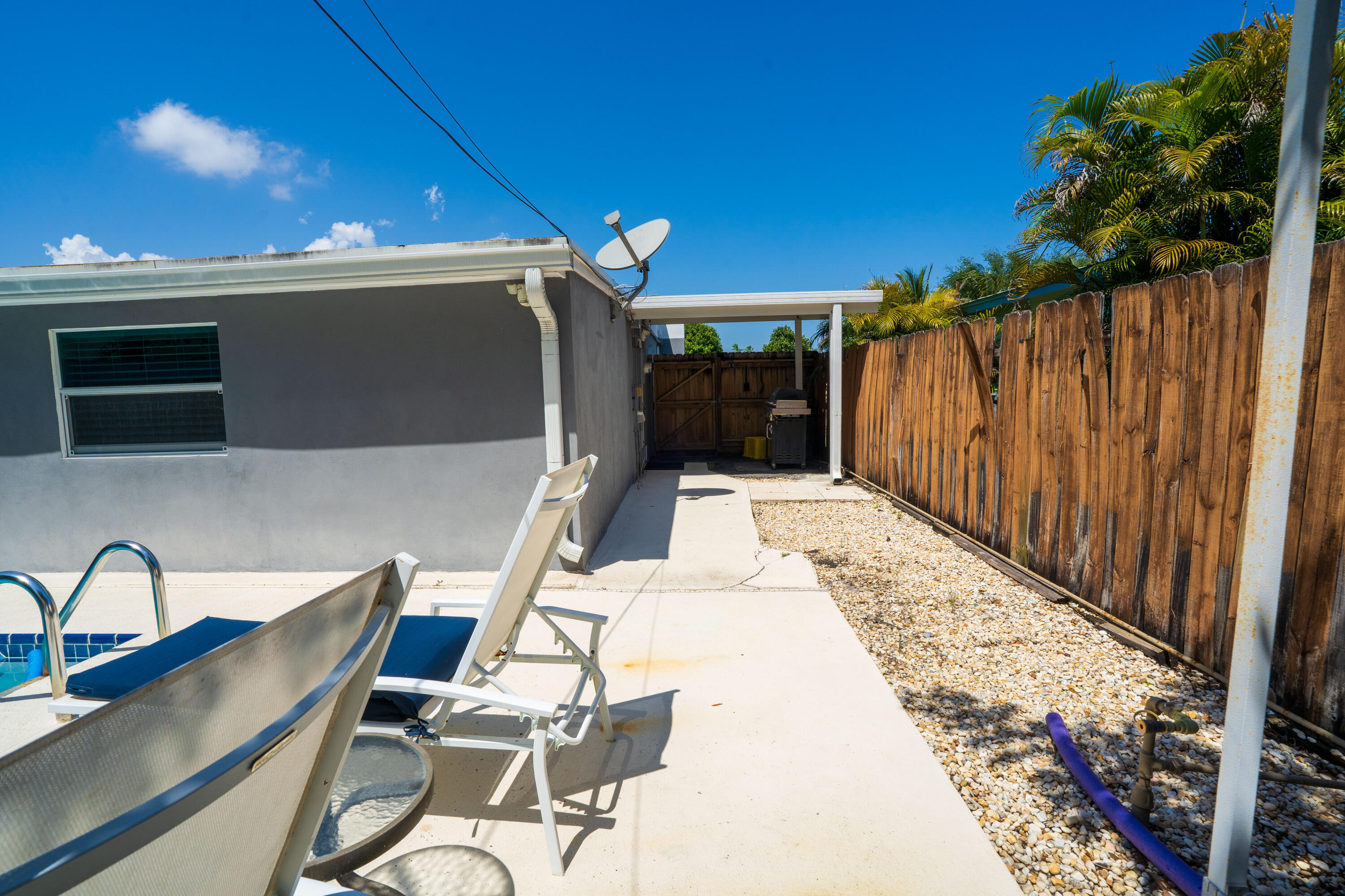 PALM BEACH SQUARE UNIT 4 - Residential
